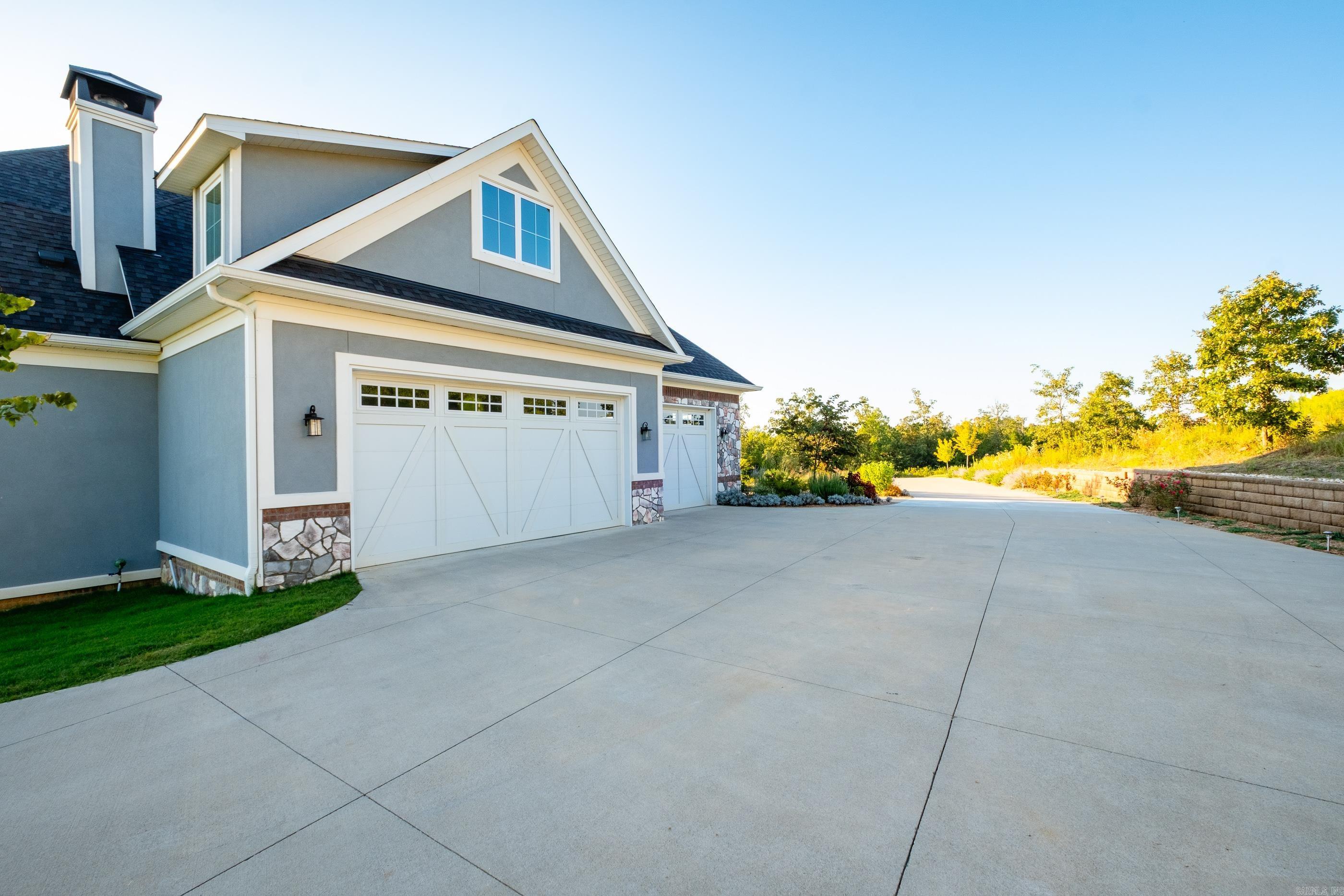 WATERVIEW ESTATES - Residential