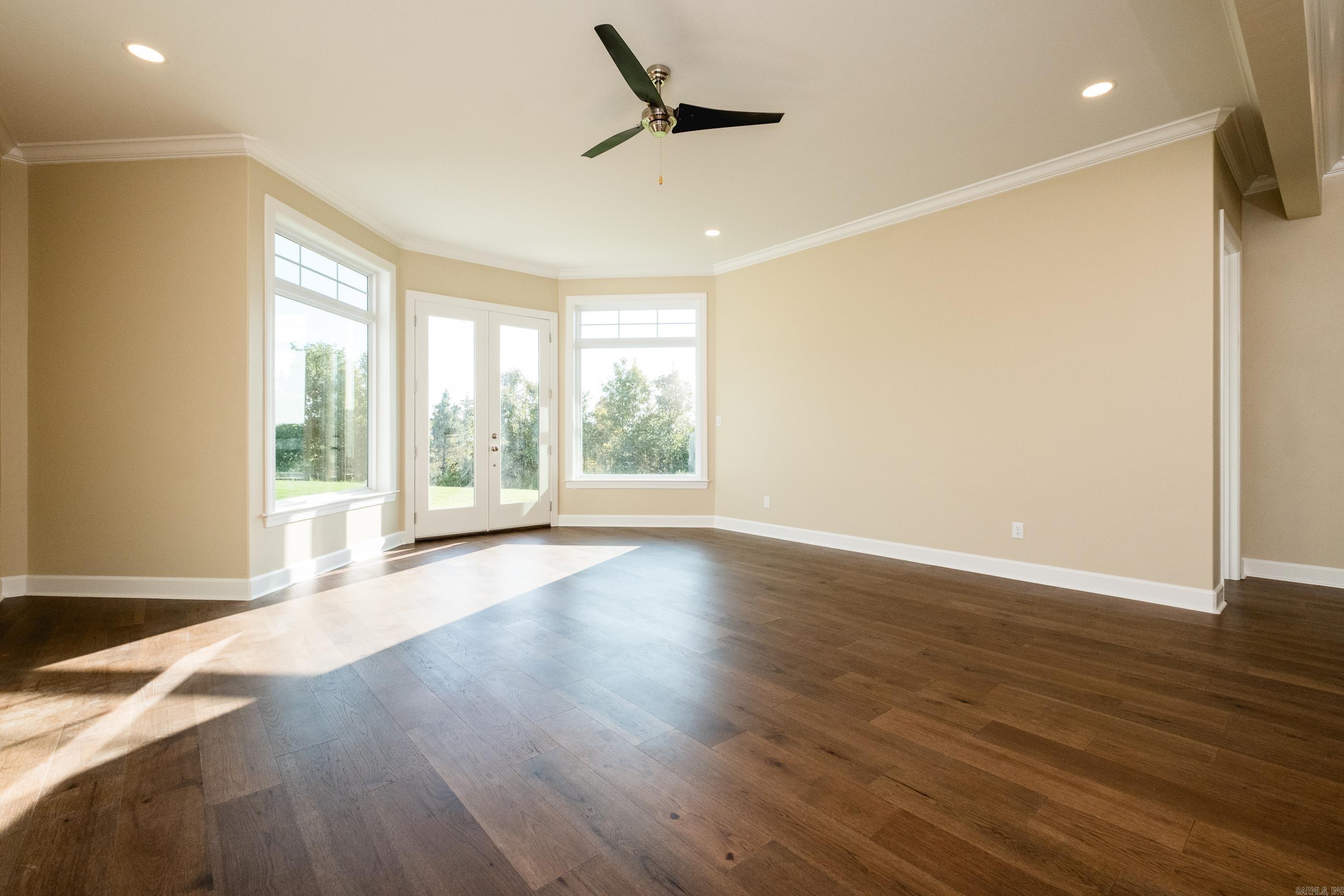 WATERVIEW ESTATES - Residential