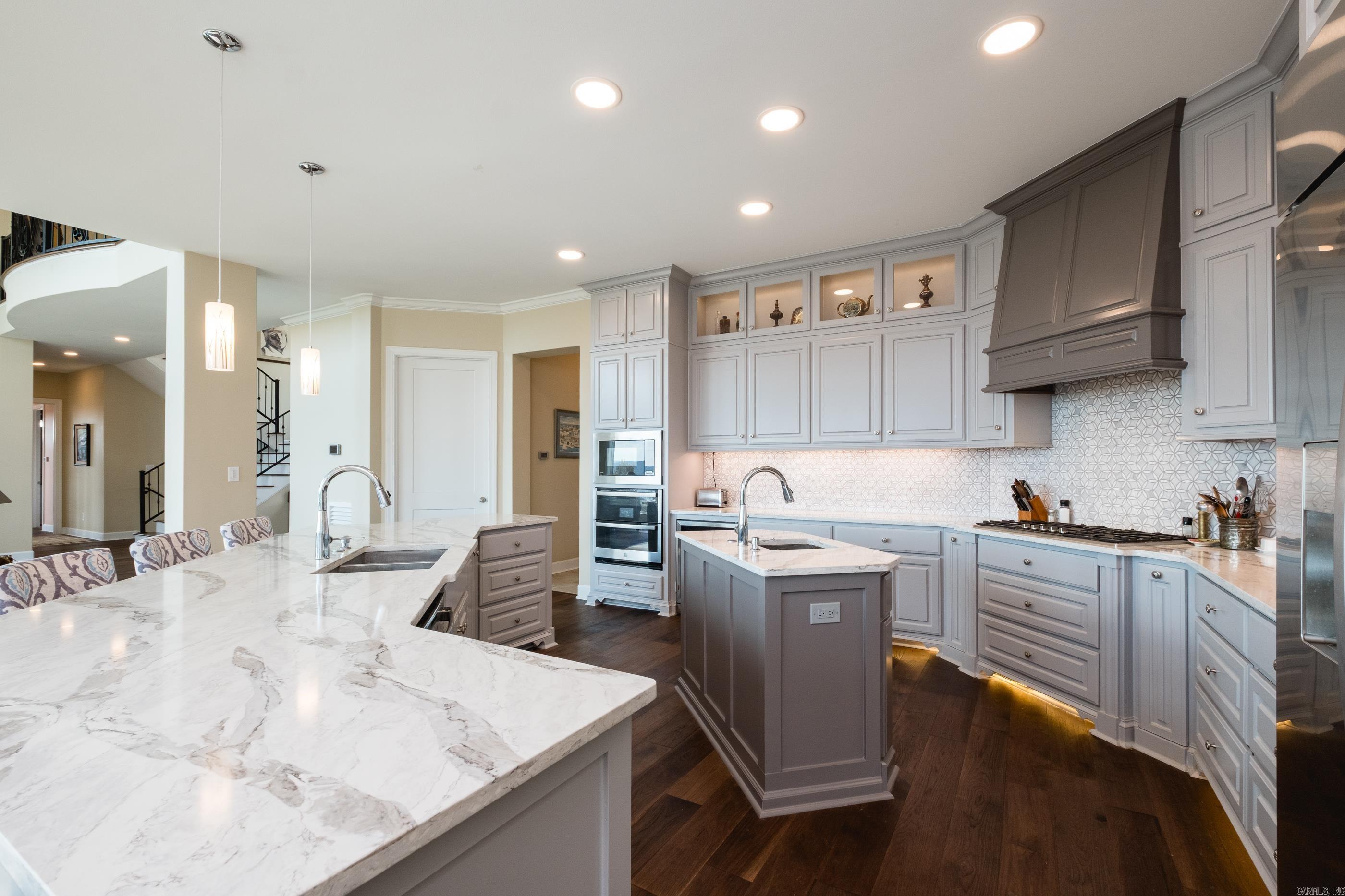 WATERVIEW ESTATES - Residential