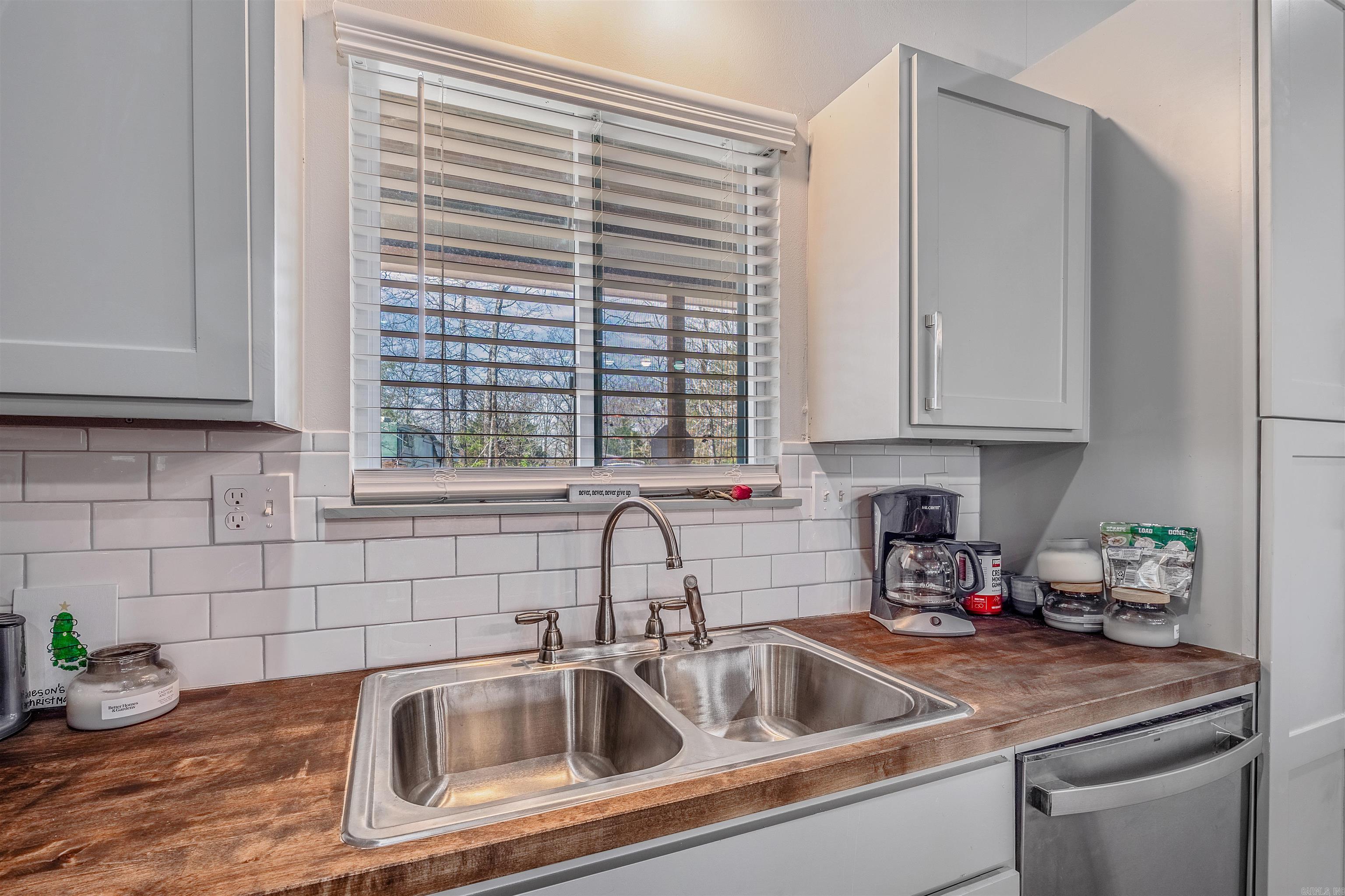 CABOT LINE ACRES - Residential