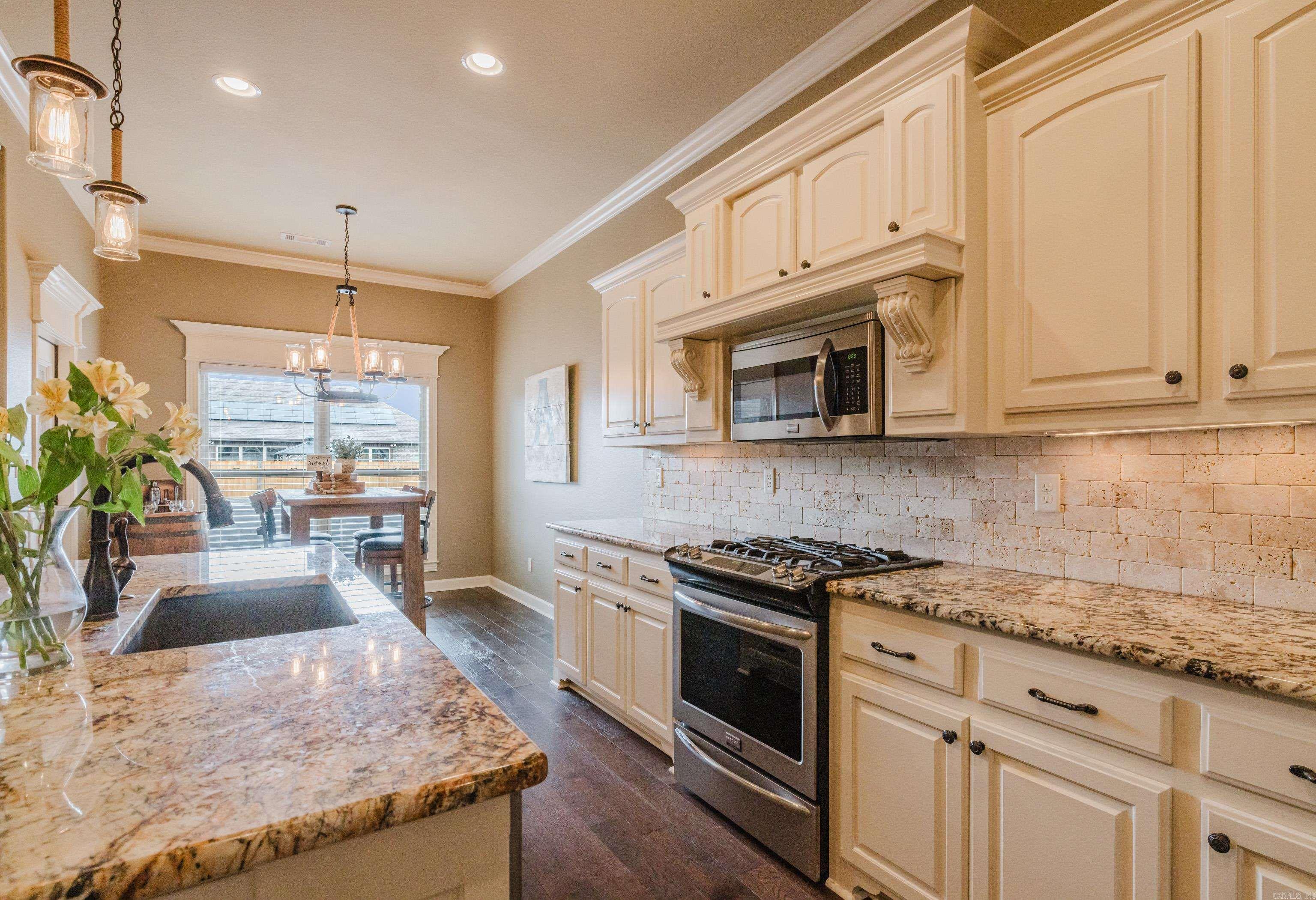 COLDWATER CREEK - Residential