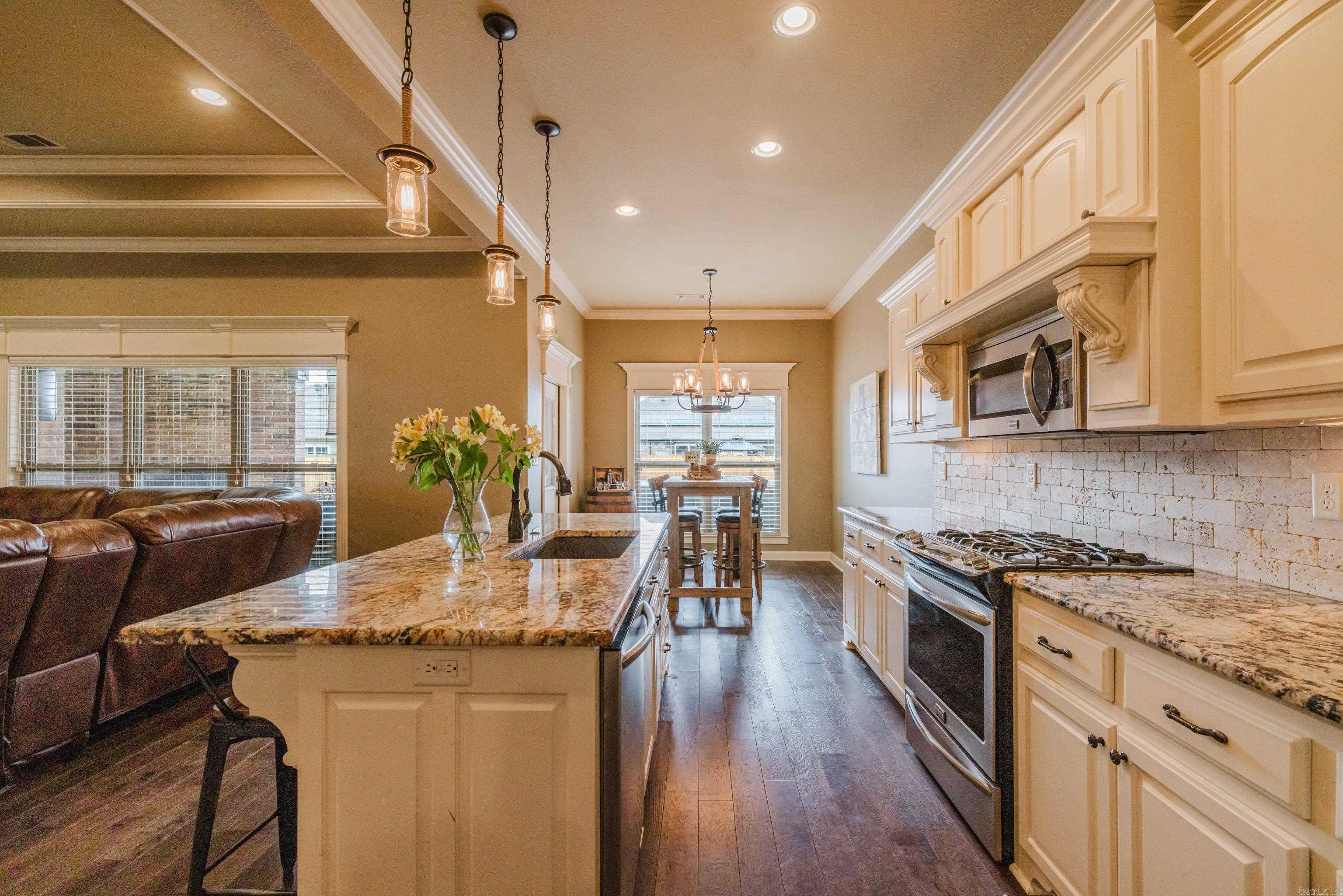 COLDWATER CREEK - Residential