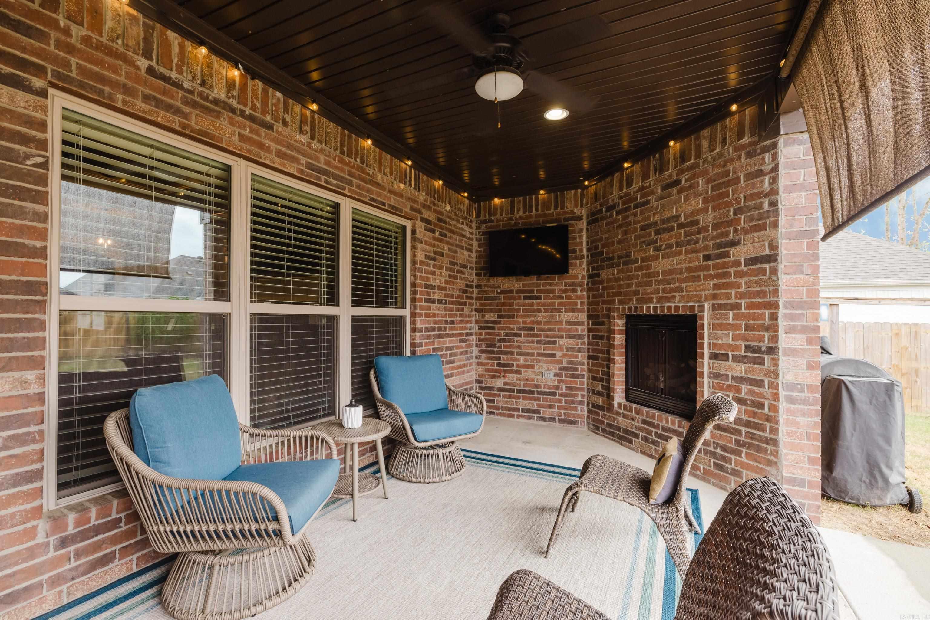 COLDWATER CREEK - Residential