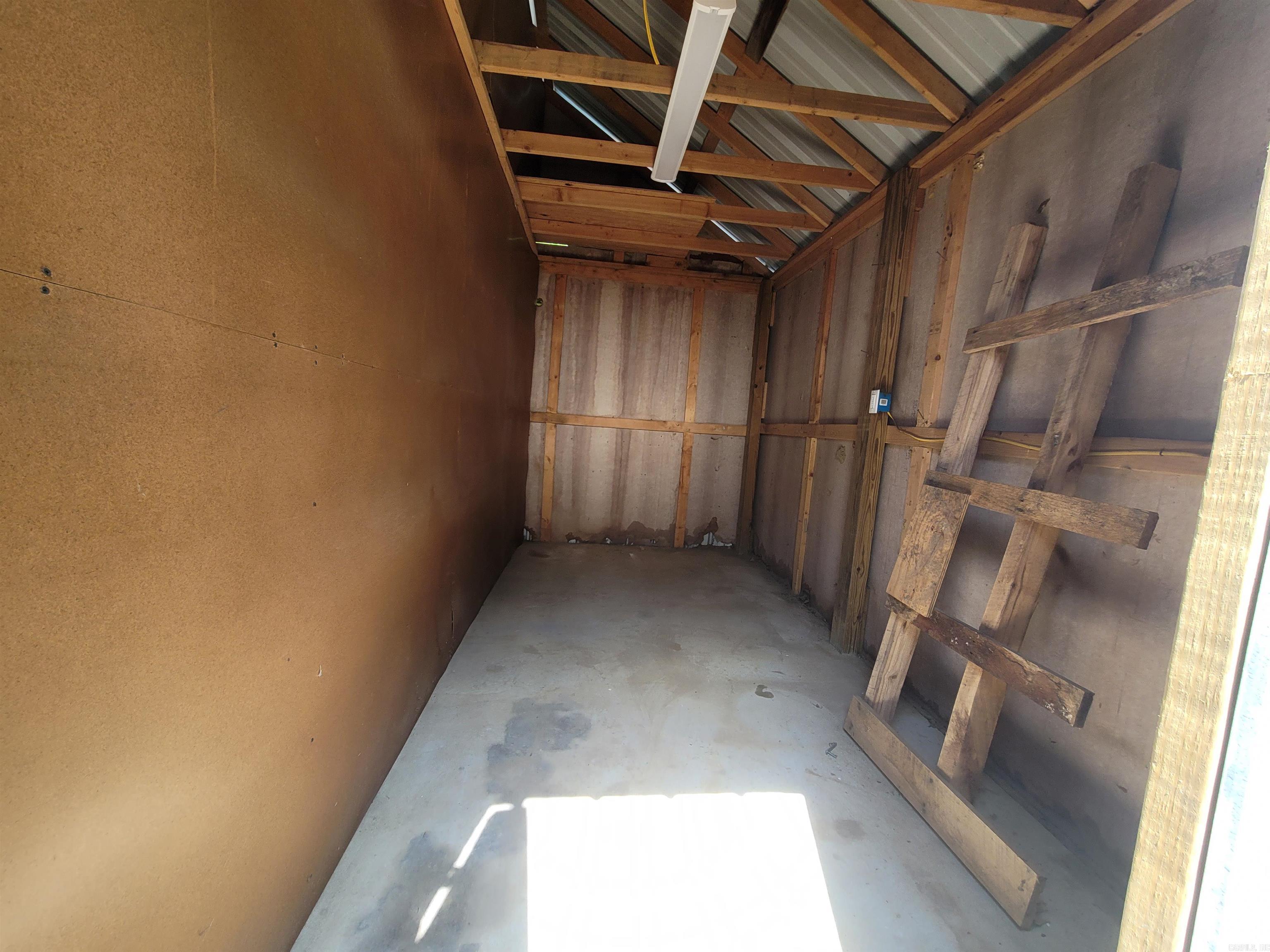 Not in Subdivision - Residential Lease