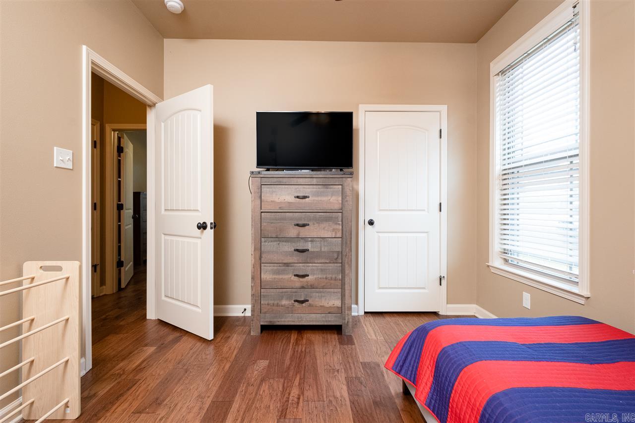 LOCHRIDGE ESTATES - Residential