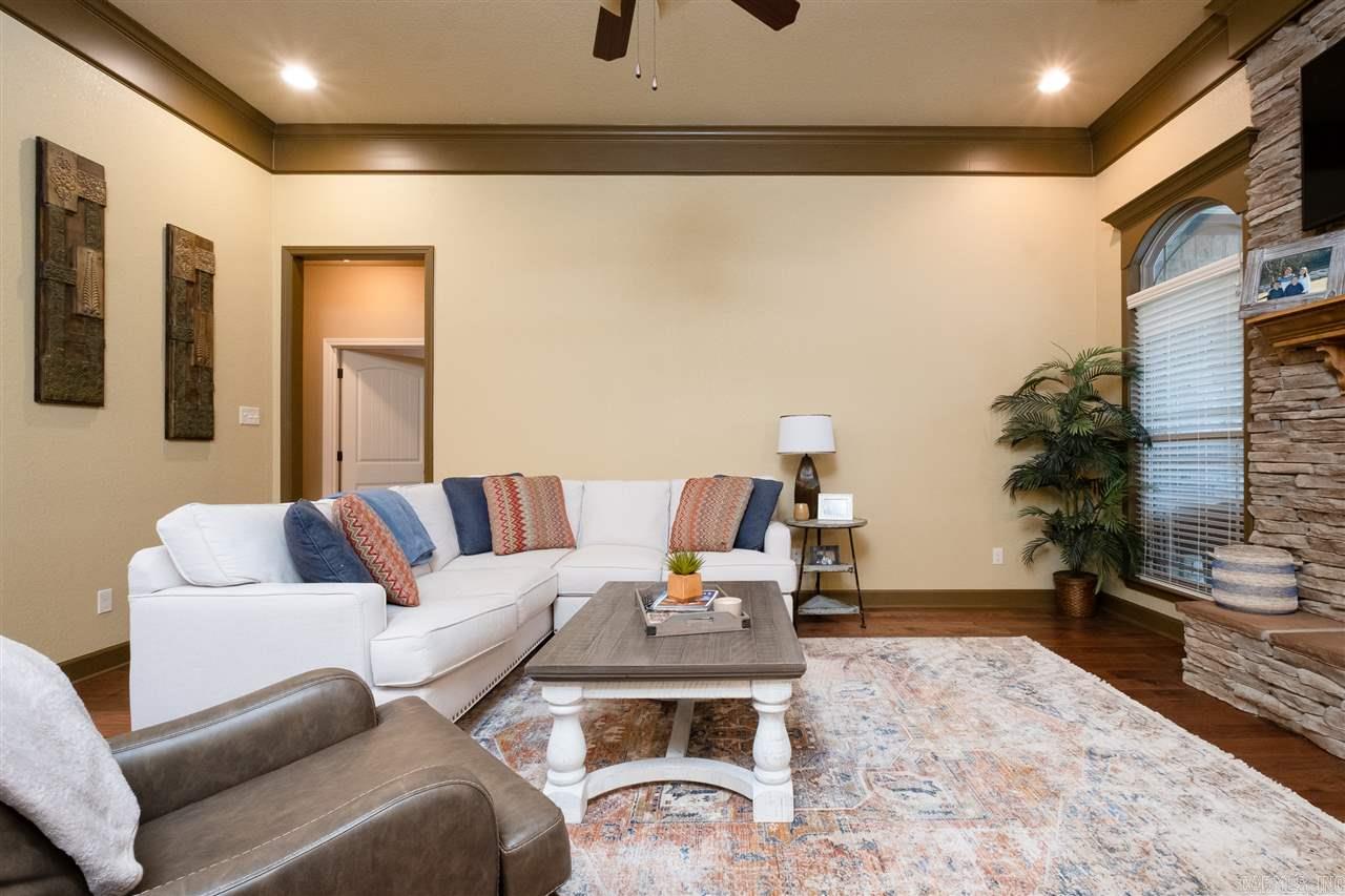 LOCHRIDGE ESTATES - Residential