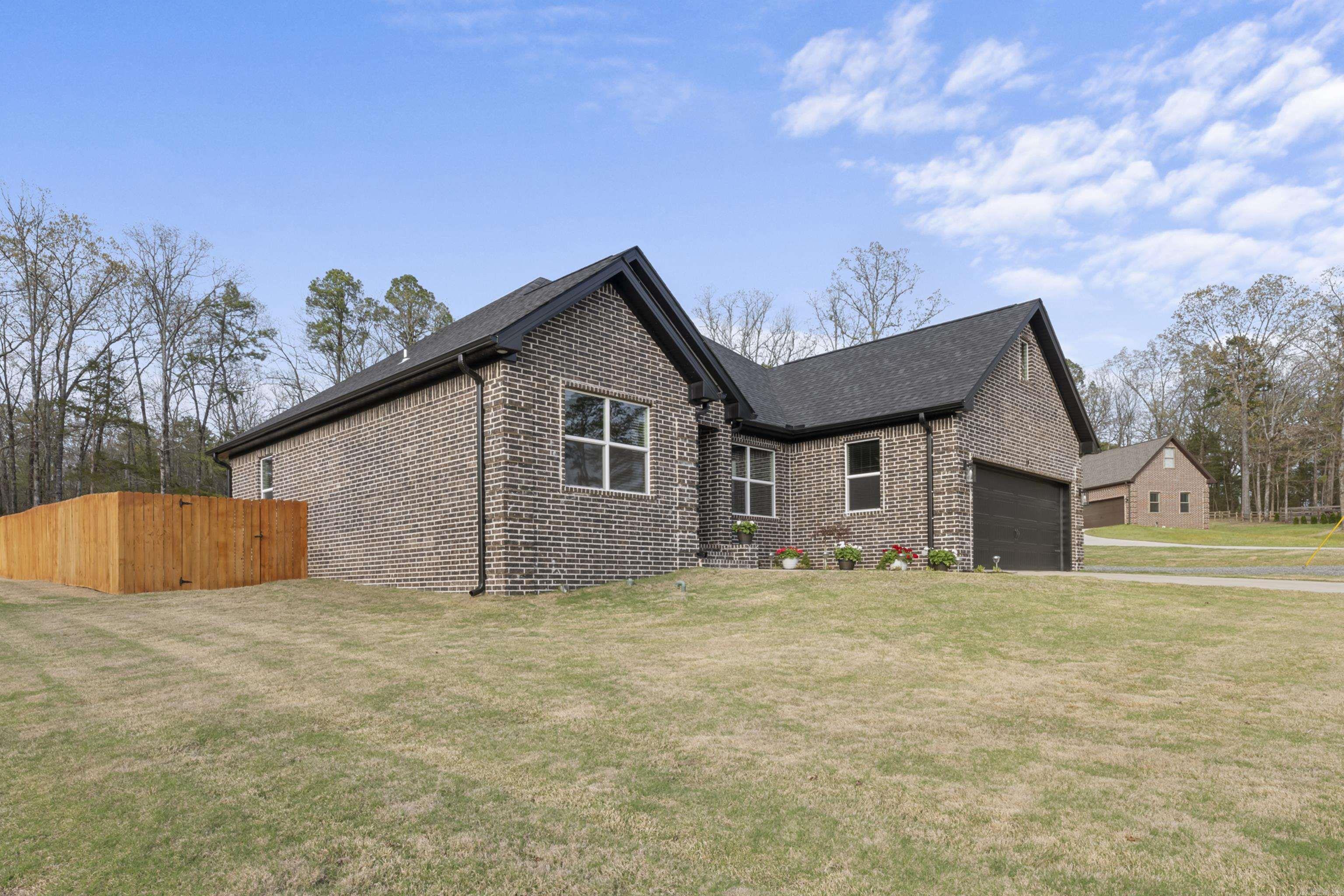 LITTLE RED RIVER ESTATES - Residential