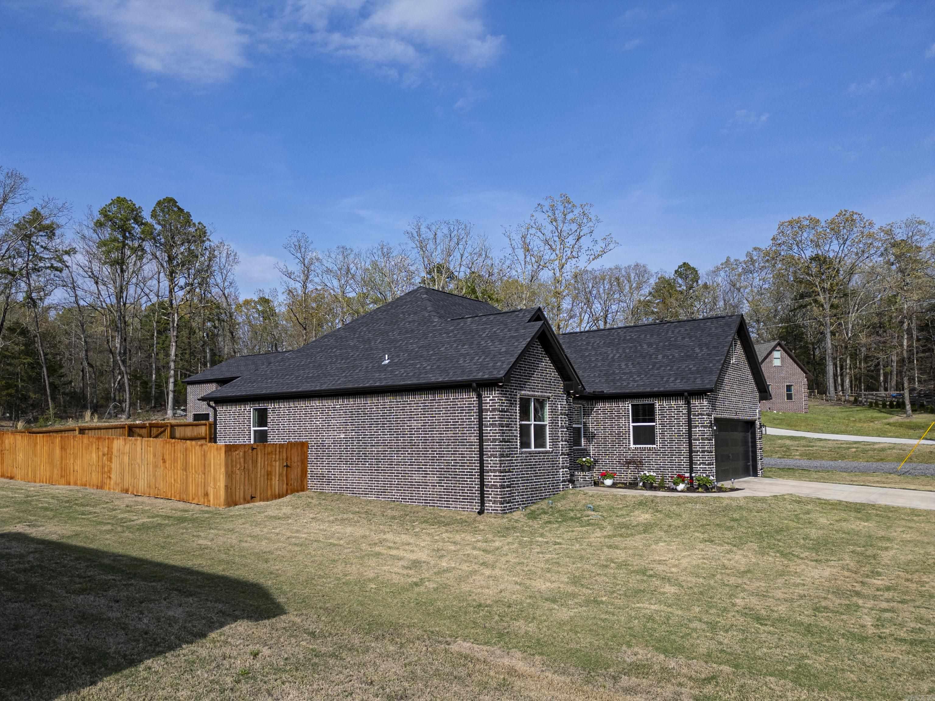 LITTLE RED RIVER ESTATES - Residential