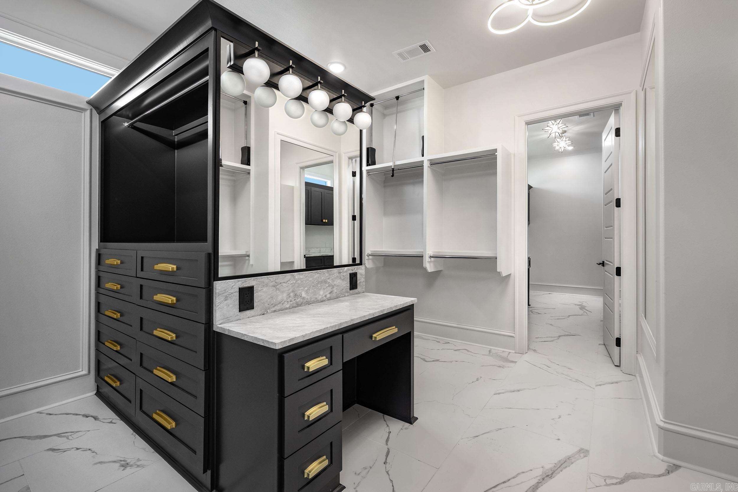 CHENAL VALLEY ORLE - Residential