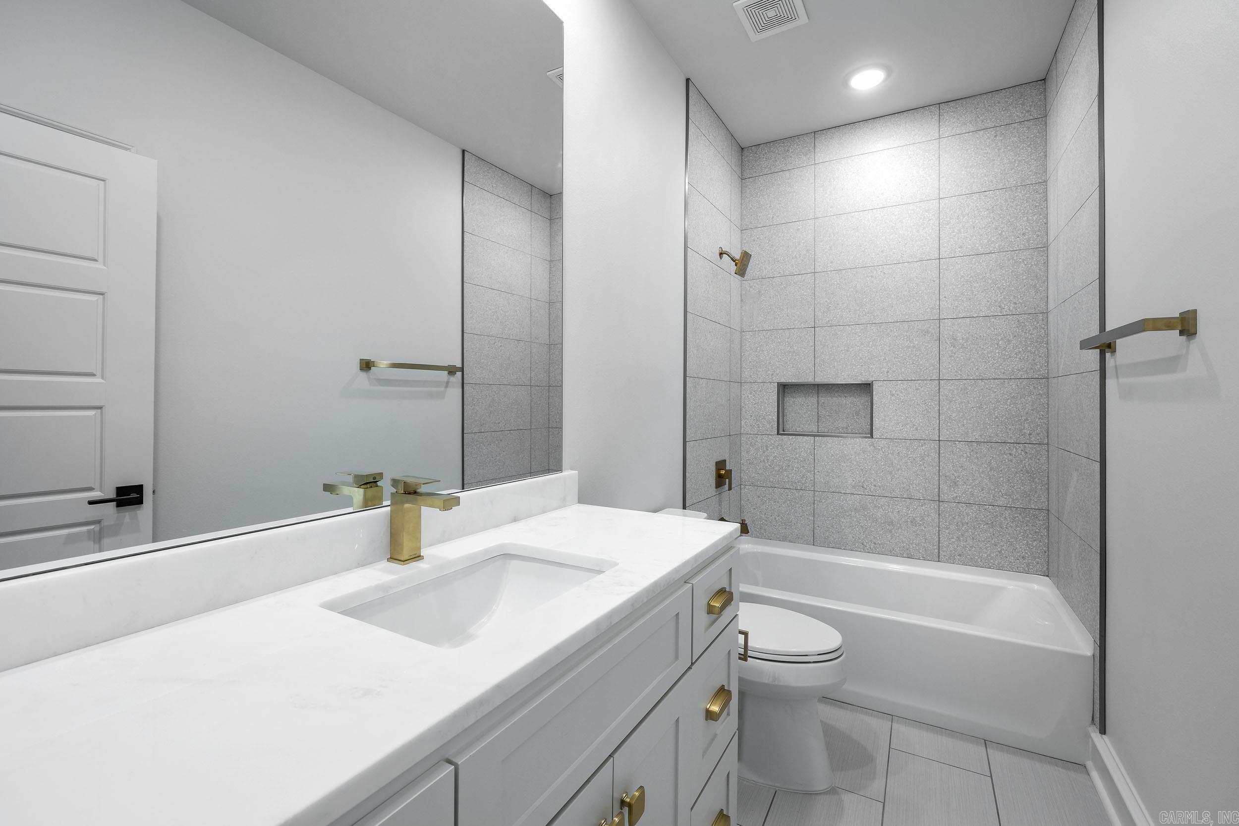 CHENAL VALLEY ORLE - Residential