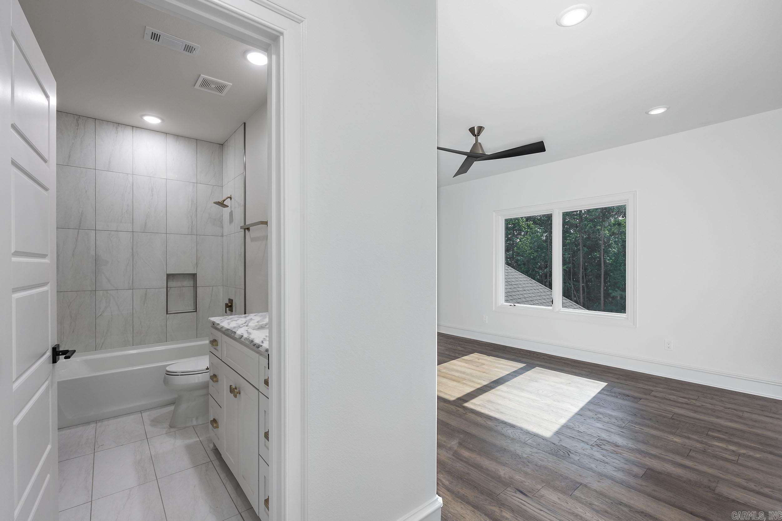 CHENAL VALLEY ORLE - Residential