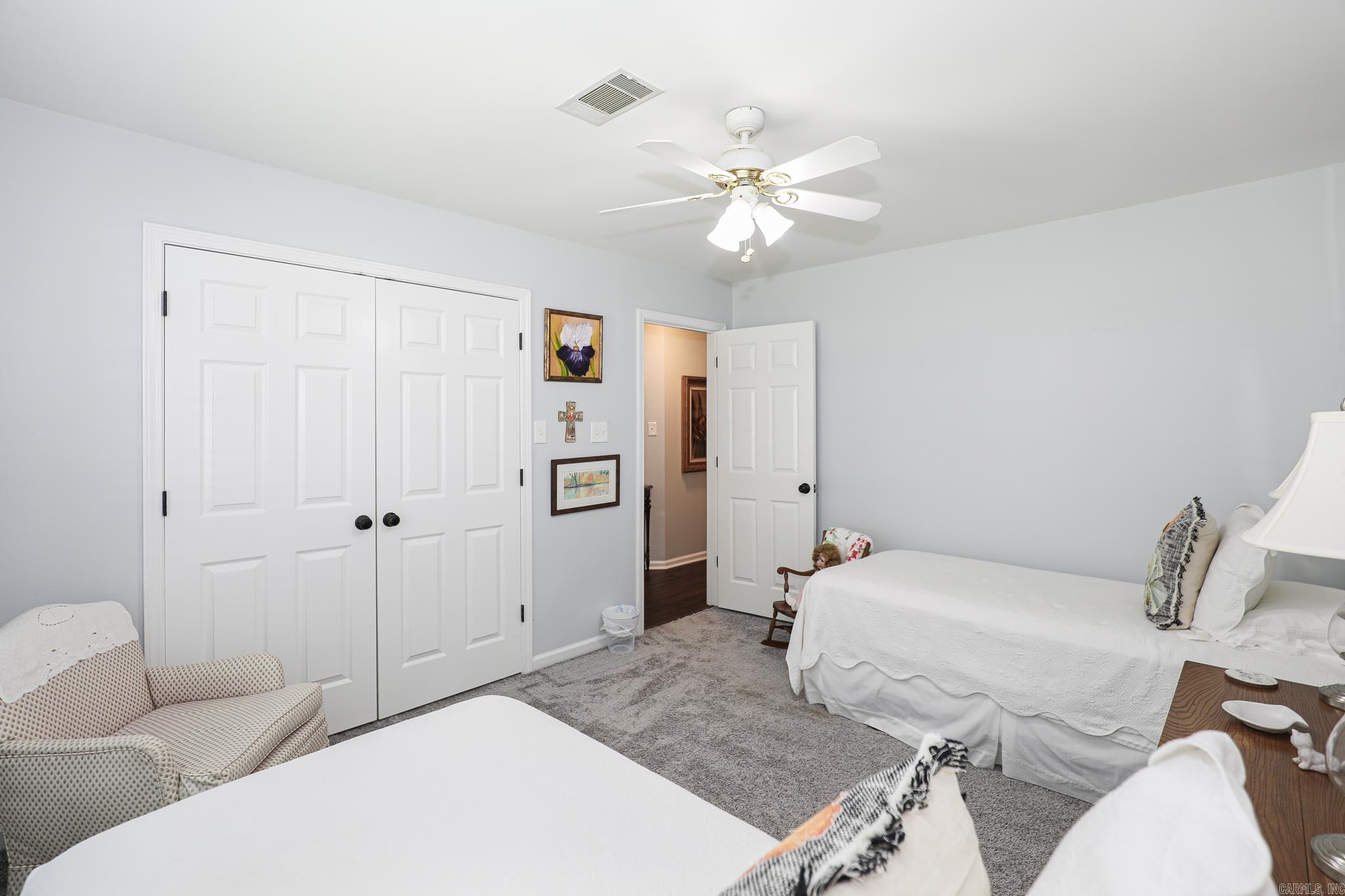 ROLLING BROOK - Residential