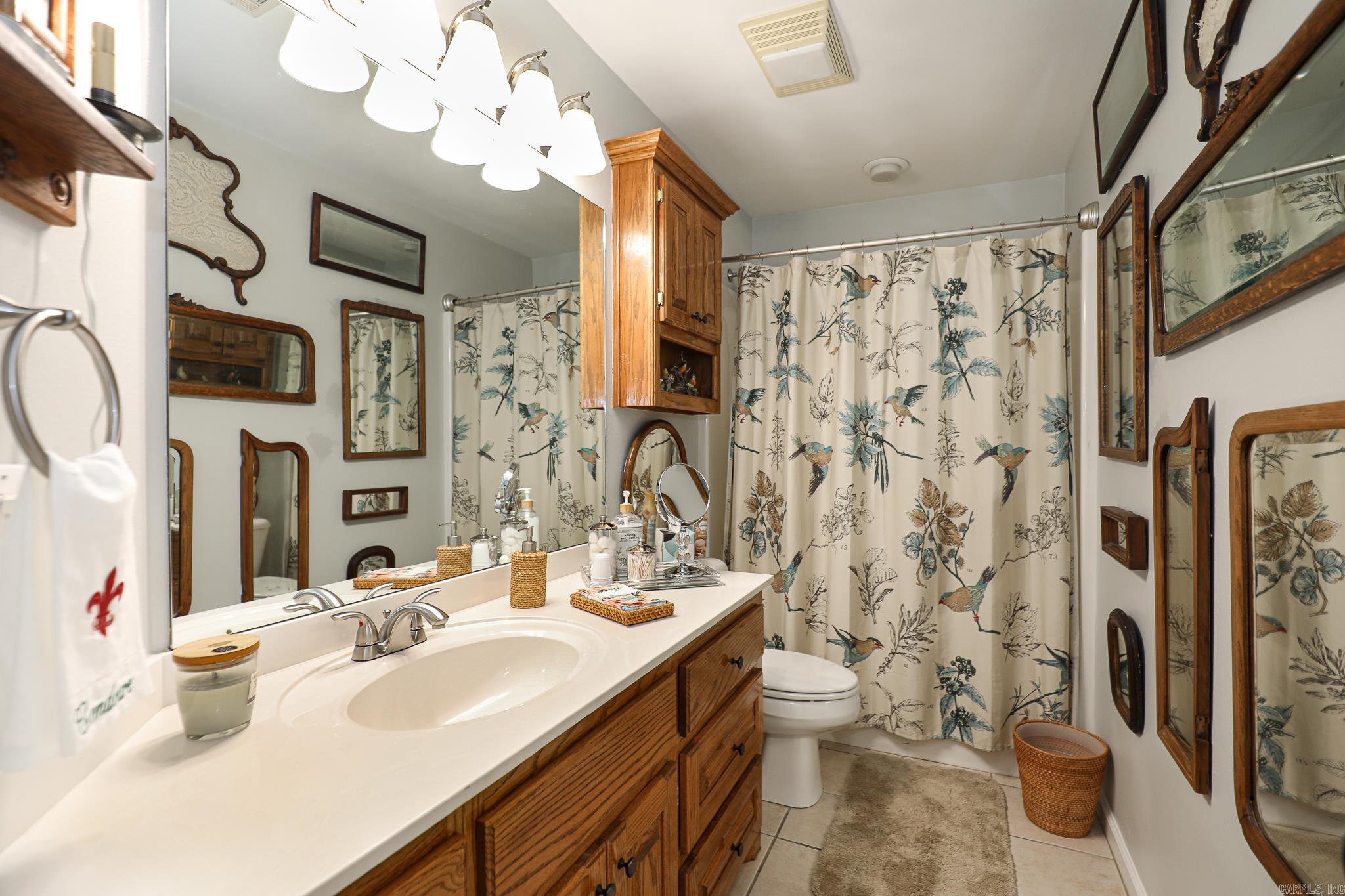 ROLLING BROOK - Residential