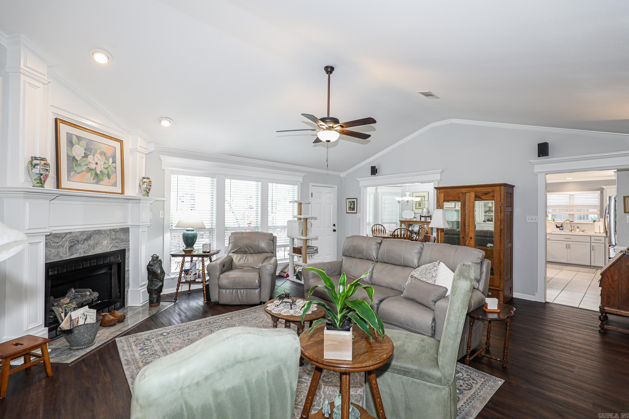 ROLLING BROOK - Residential