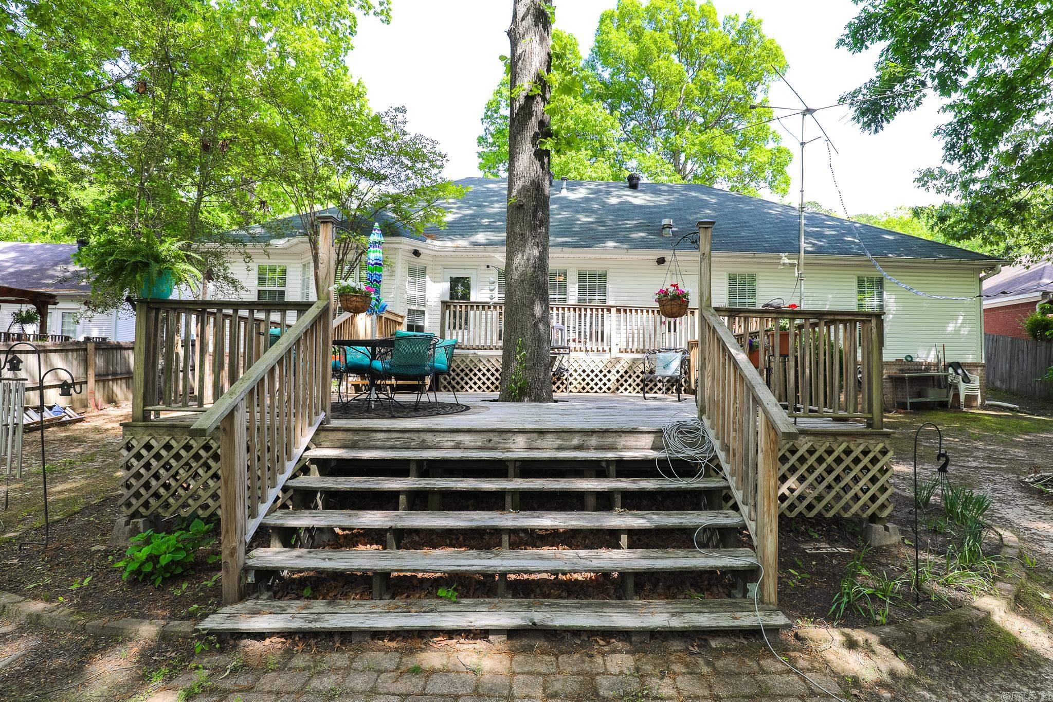 ROLLING BROOK - Residential