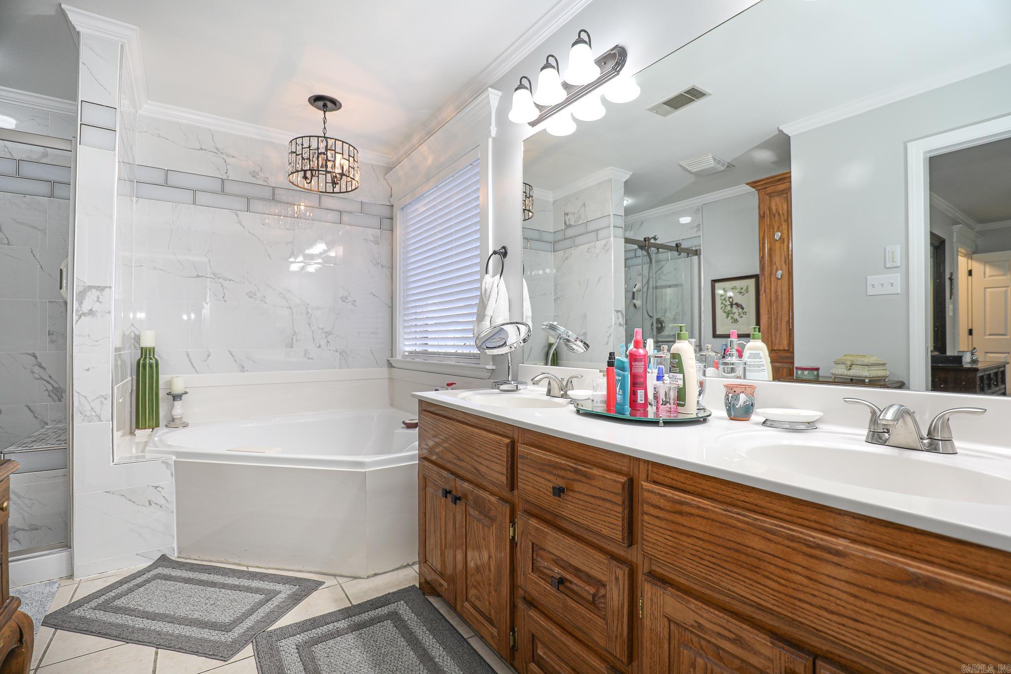 ROLLING BROOK - Residential