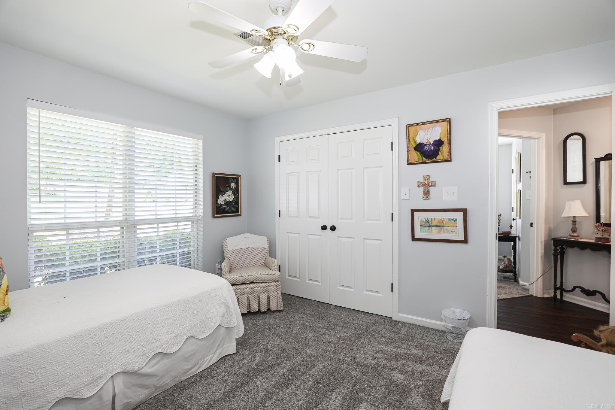 ROLLING BROOK - Residential