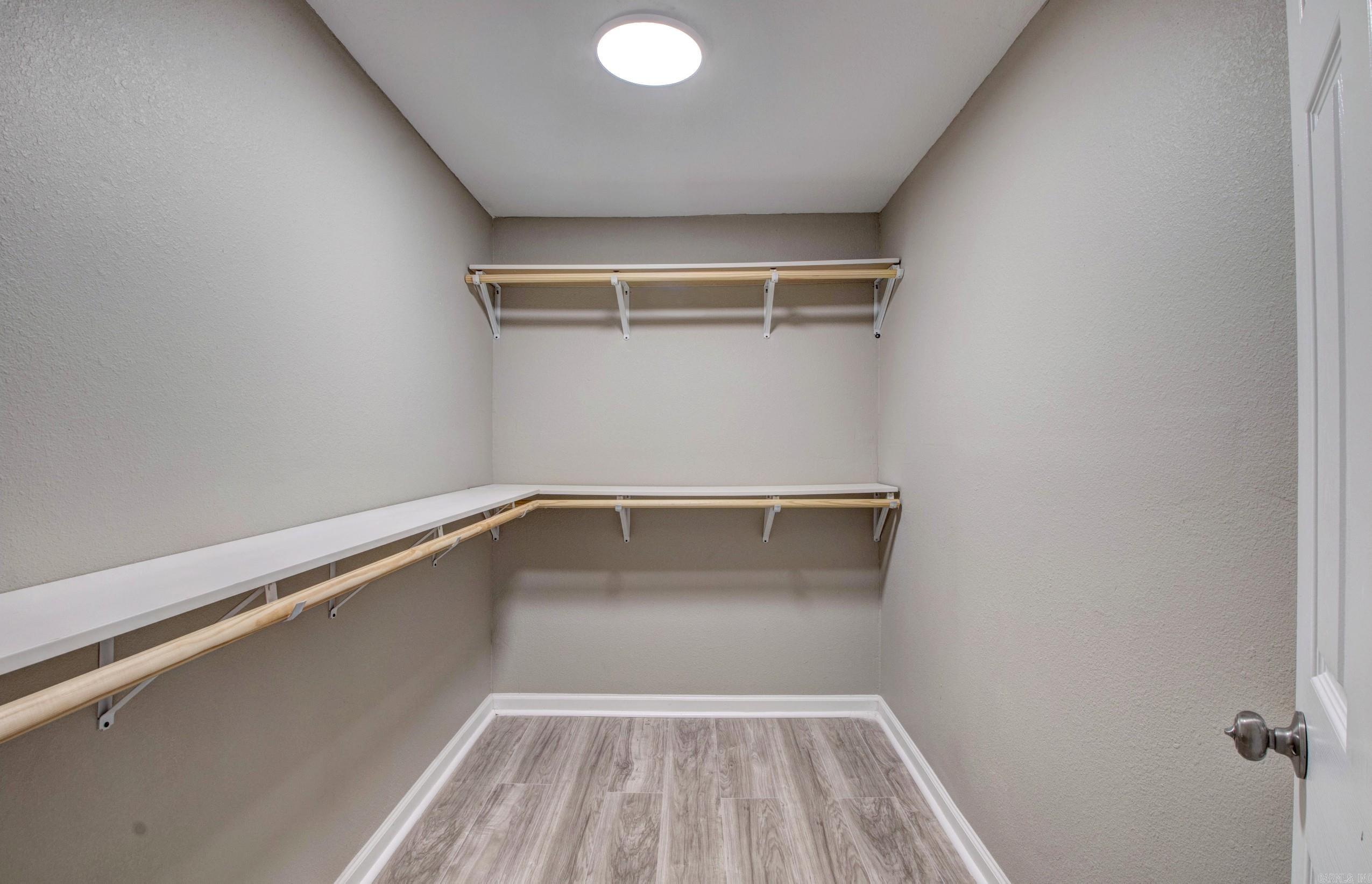 MASSIE WEST - Residential