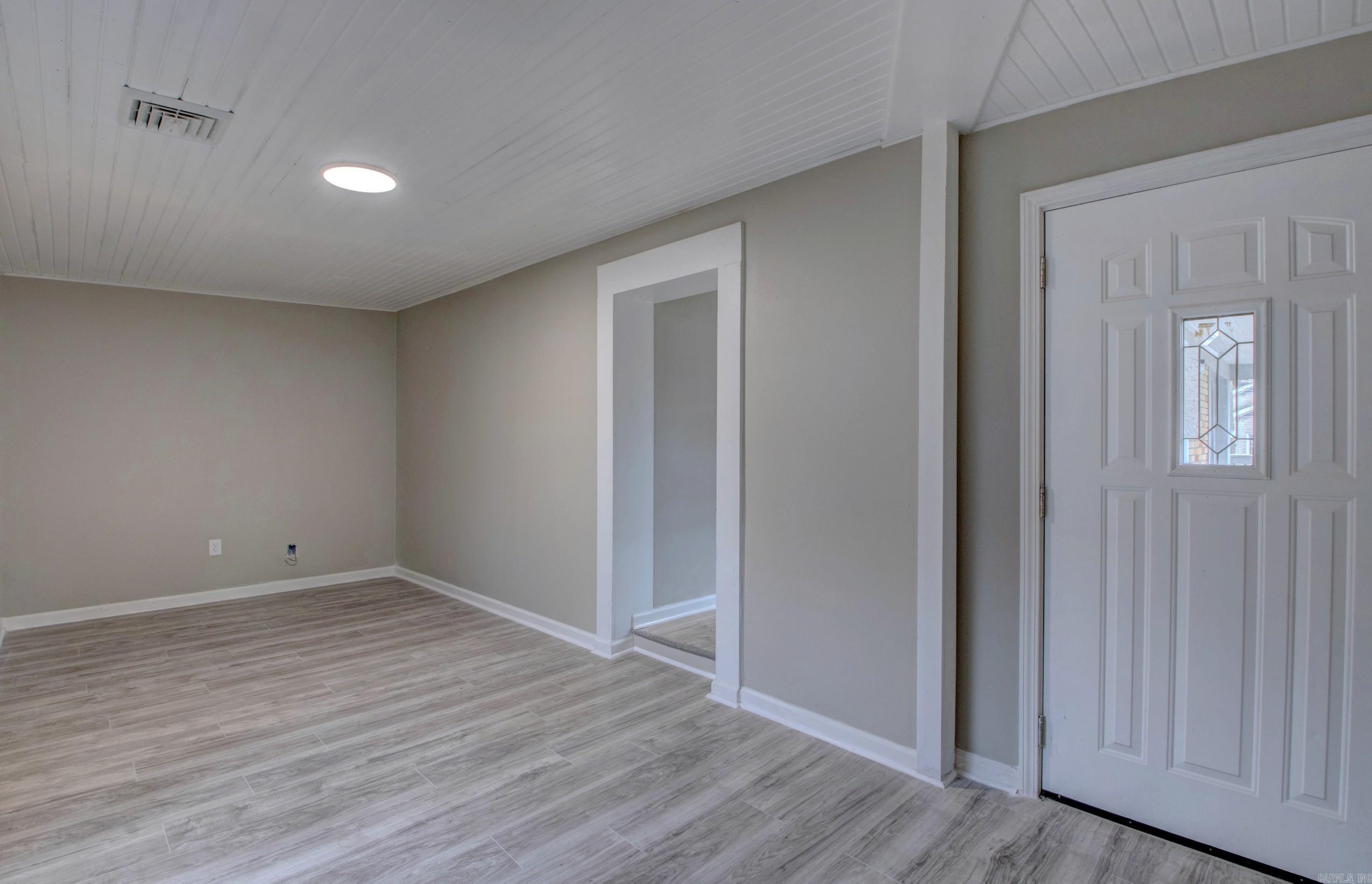 MASSIE WEST - Residential