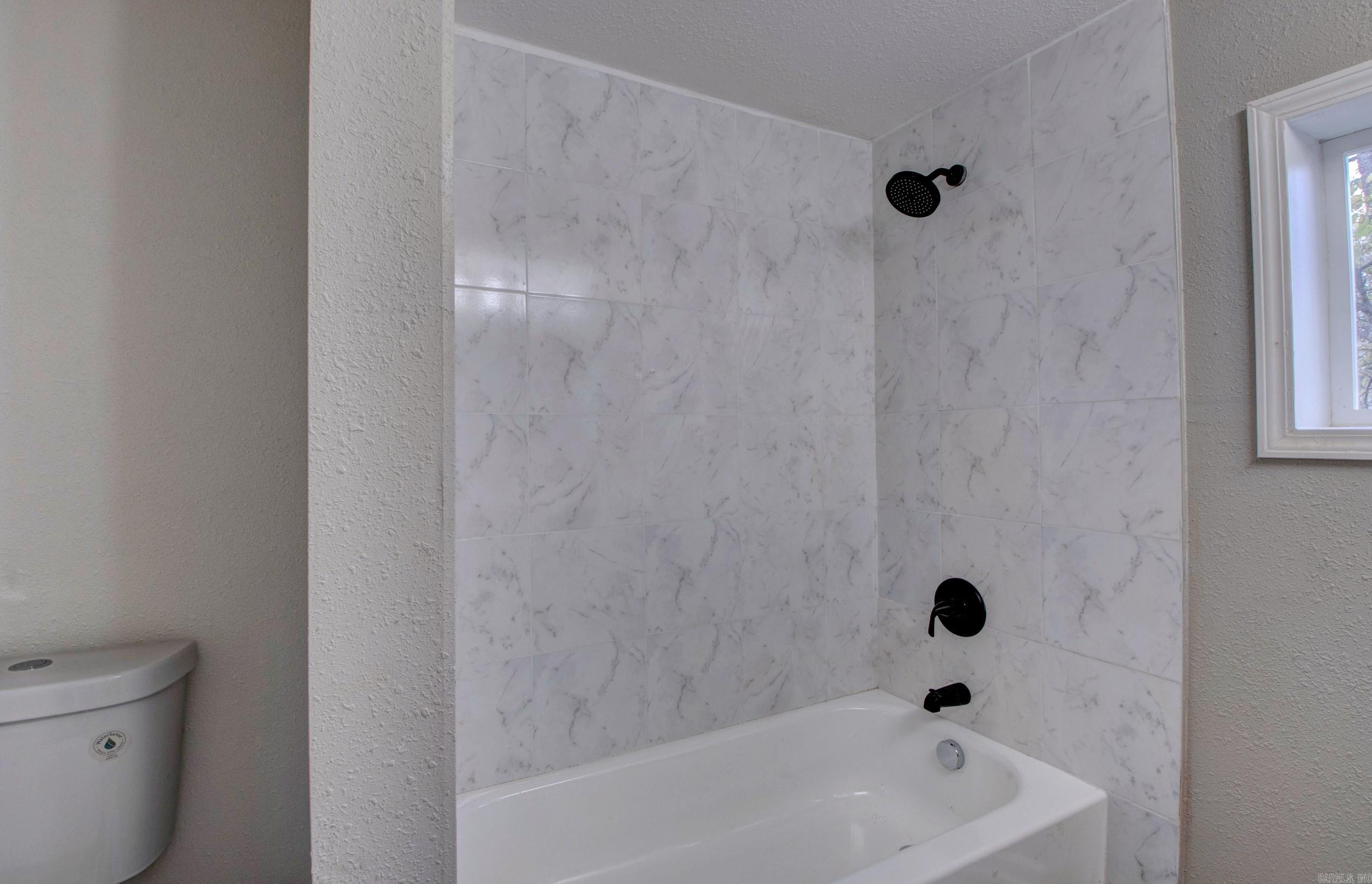 MASSIE WEST - Residential