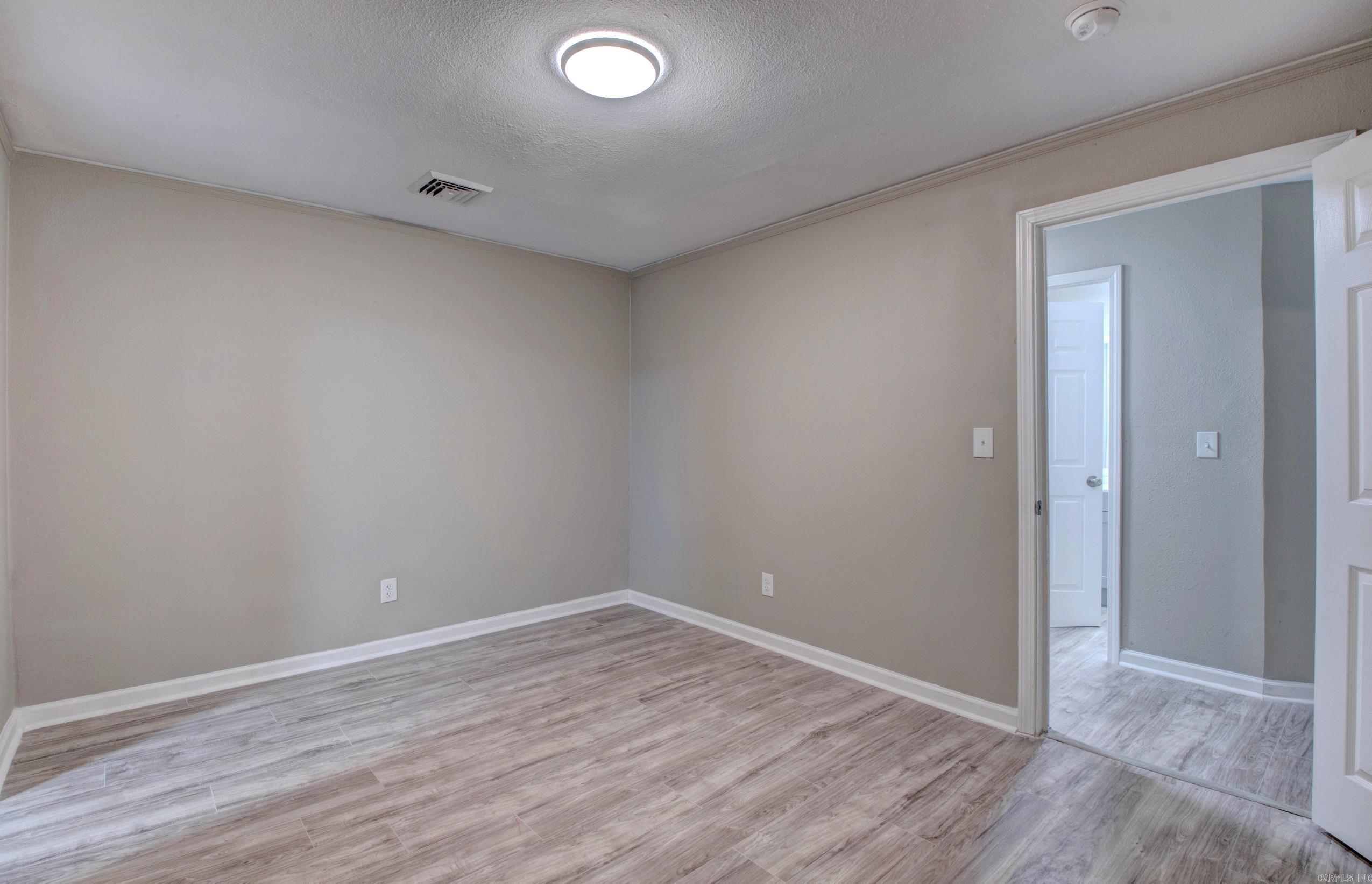 MASSIE WEST - Residential