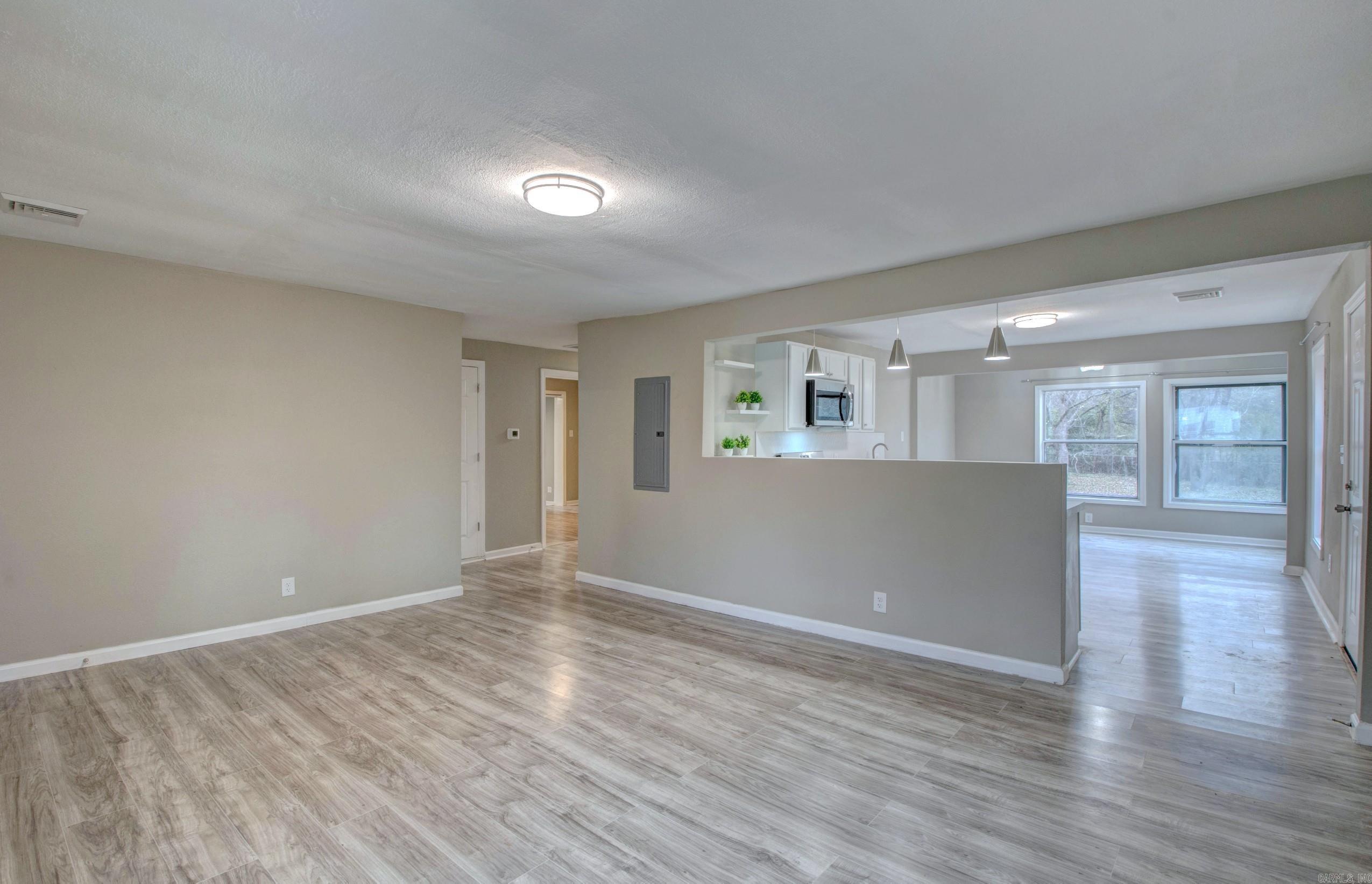 MASSIE WEST - Residential