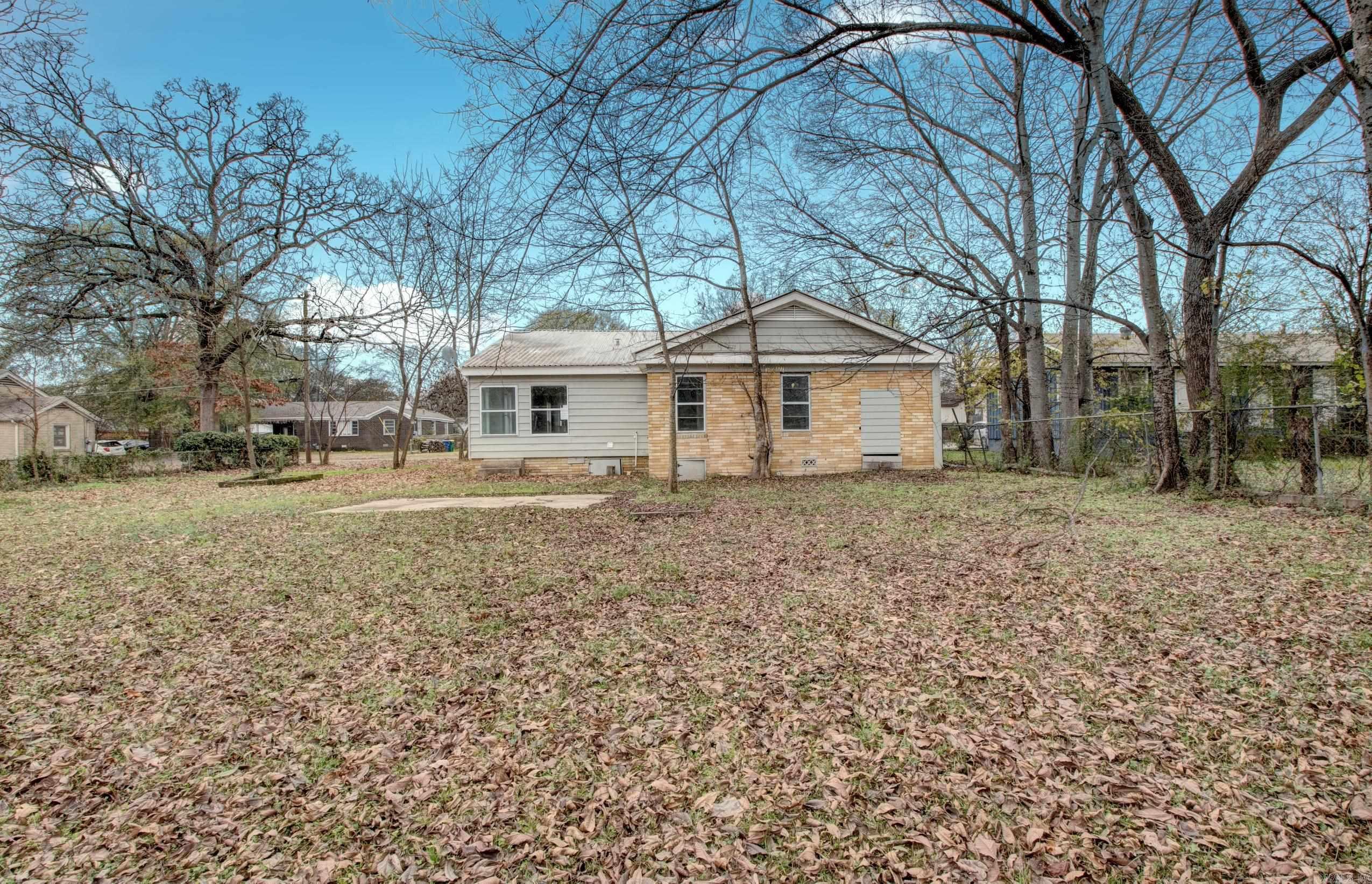 MASSIE WEST - Residential