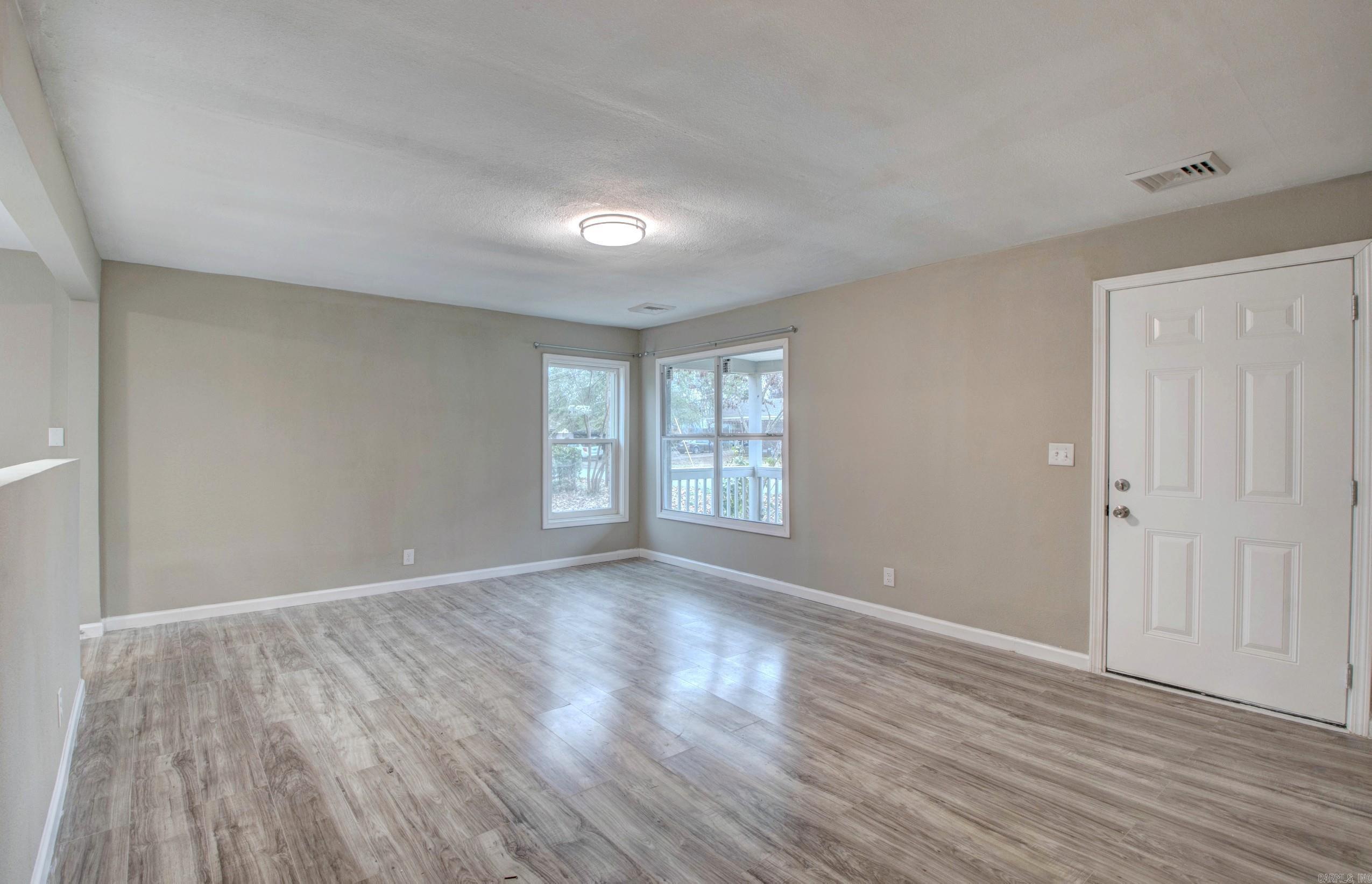 MASSIE WEST - Residential