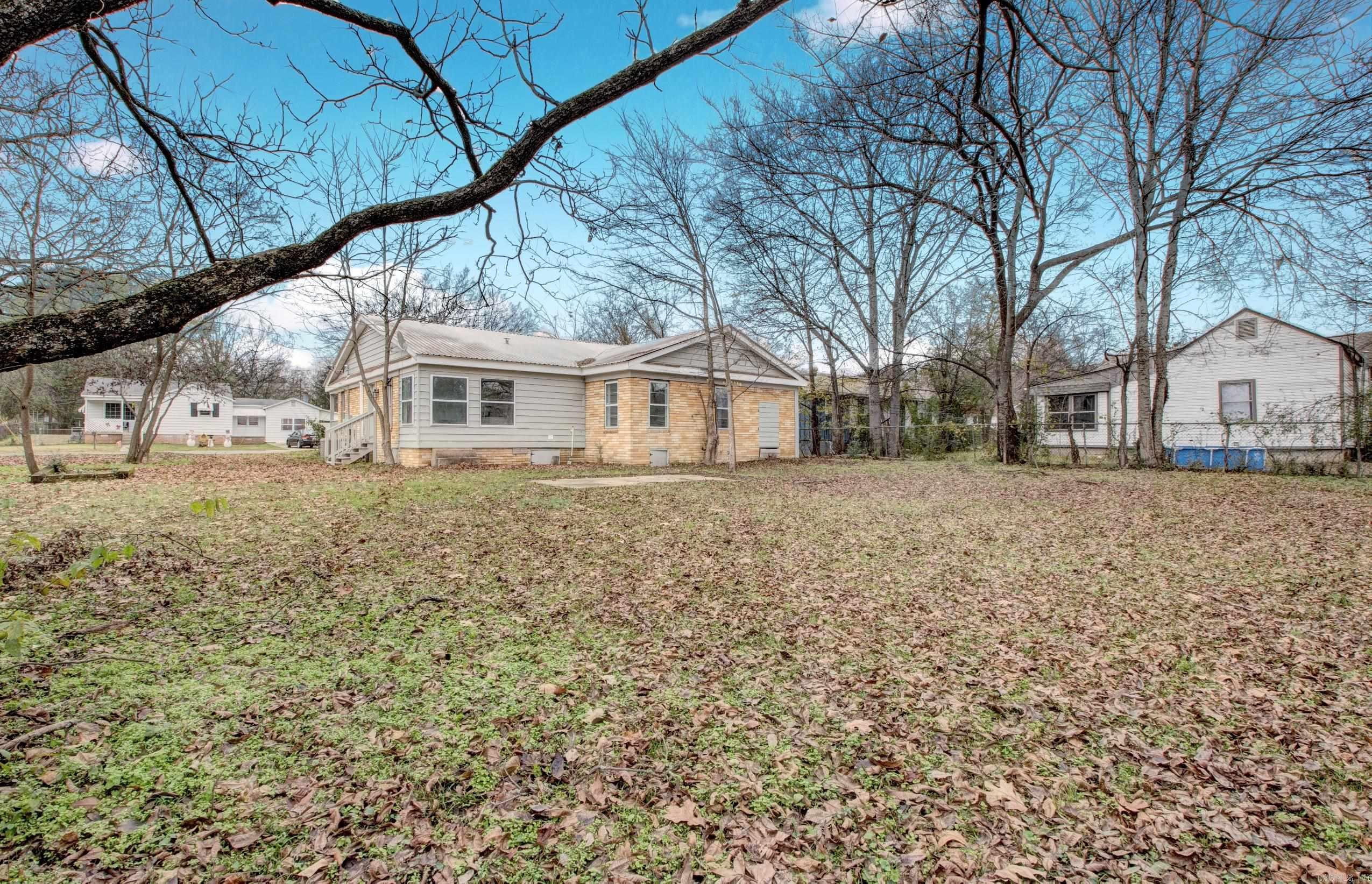 MASSIE WEST - Residential