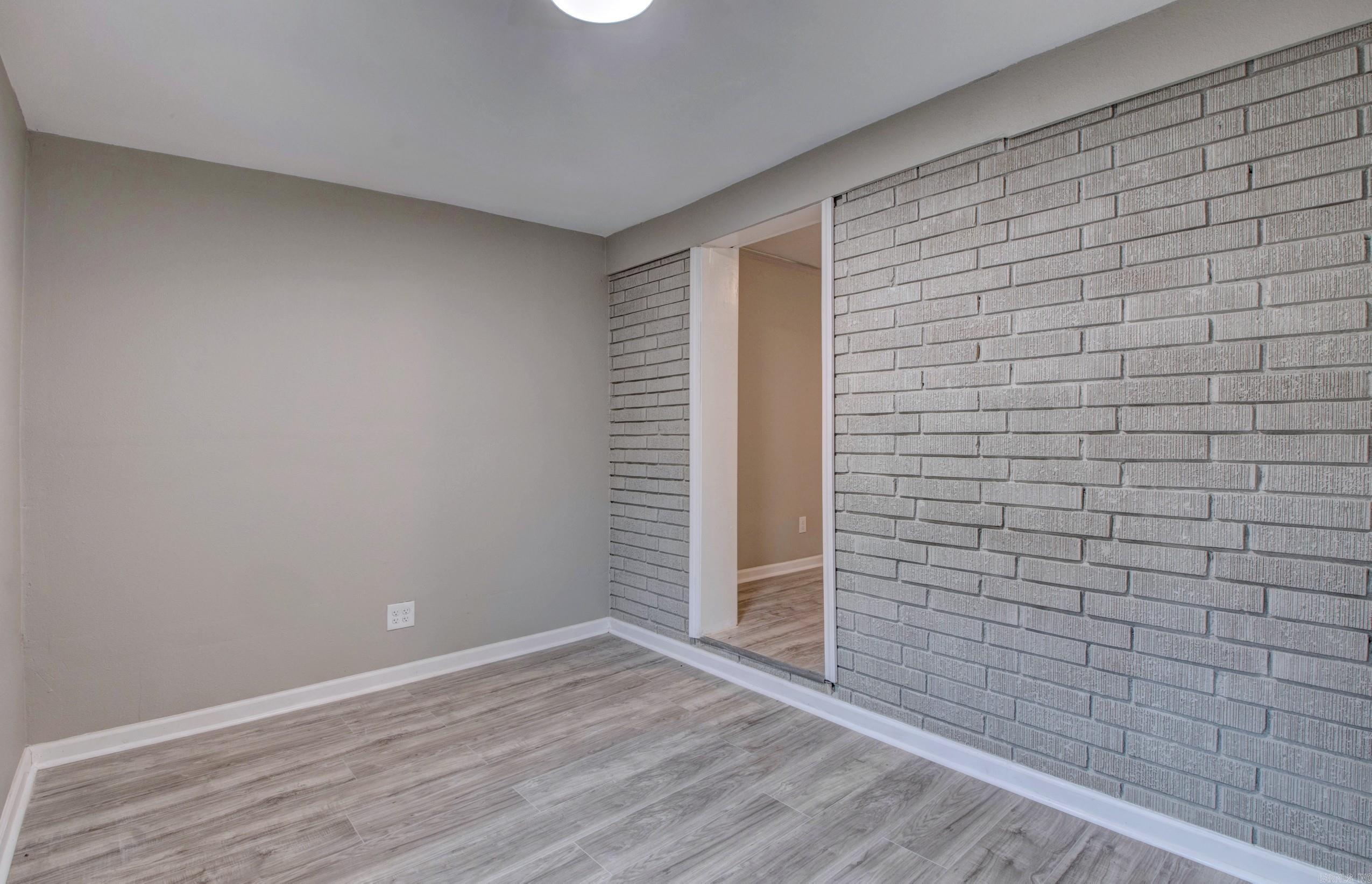 MASSIE WEST - Residential