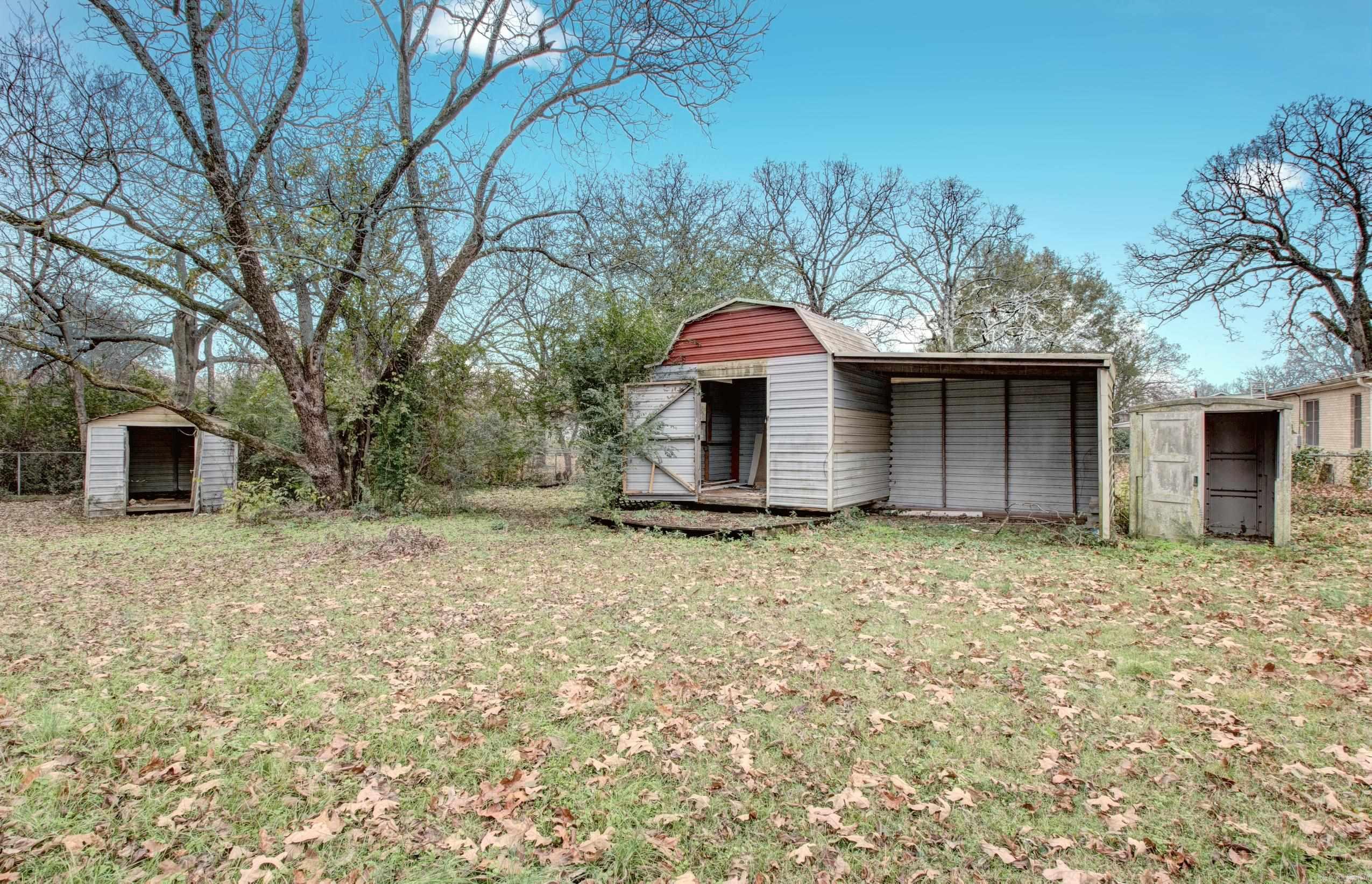 MASSIE WEST - Residential
