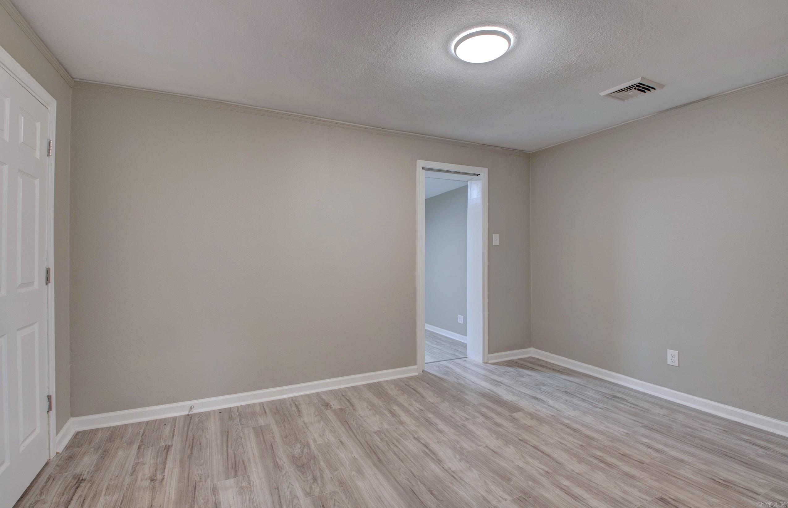 MASSIE WEST - Residential