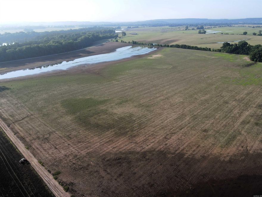 - 51 +/- acres of tillable farm - 1-2 +/- acres of timber - Roxanna loam soil - Power near the property - Easement access - Nearly flat topography - Great hunting - 9 miles to Morrilton - 16 miles to Conway