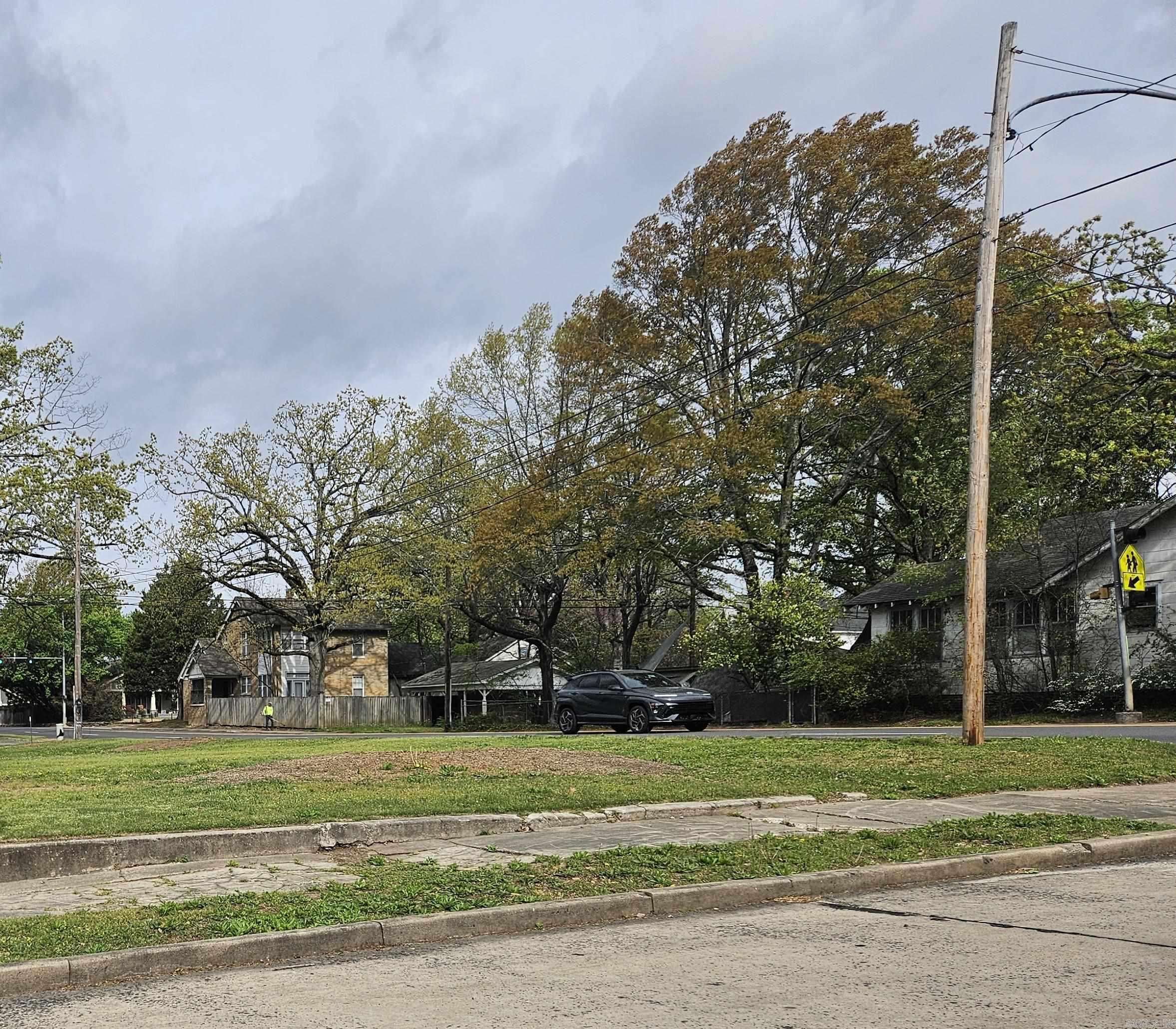 Englewood - Land