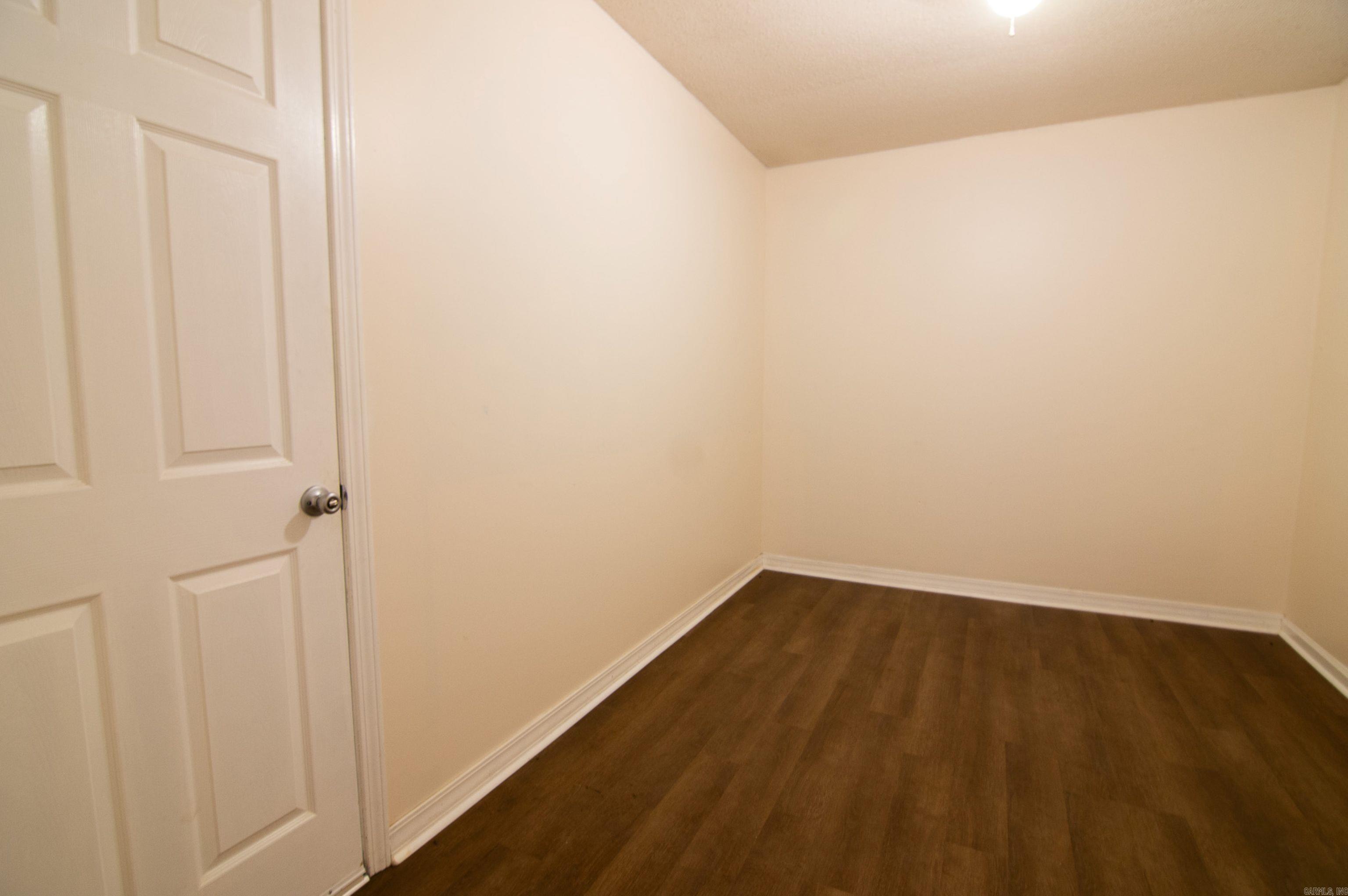 FIELDCREST - Residential