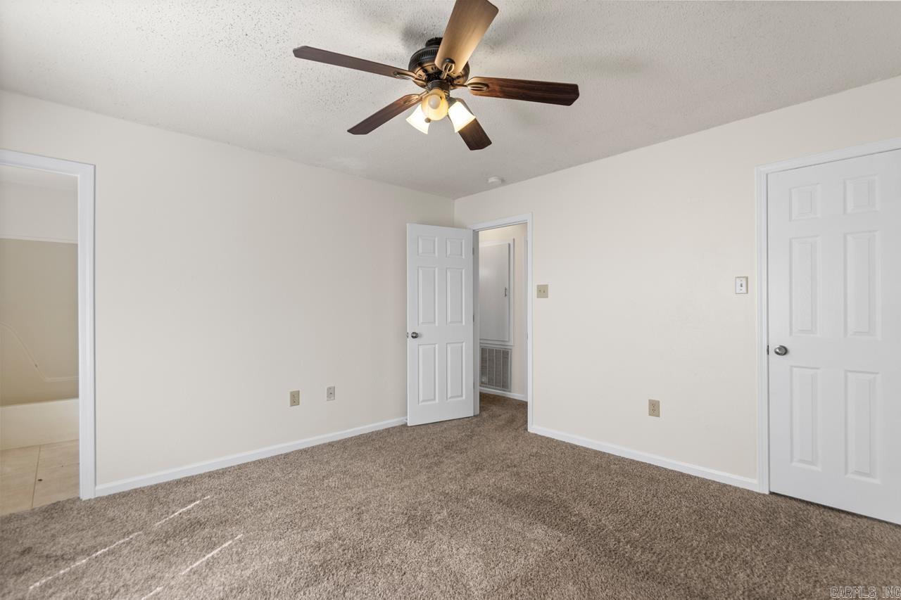 FIELDCREST - Residential