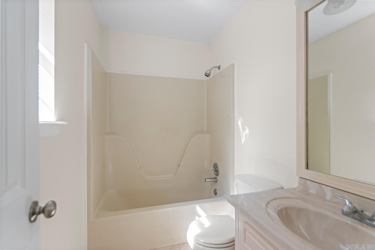 FIELDCREST - Residential