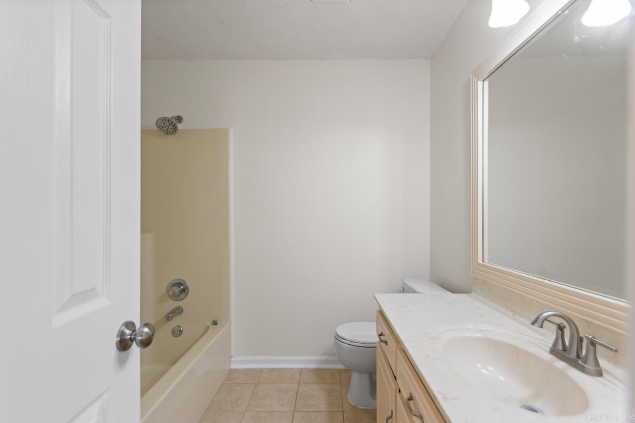 FIELDCREST - Residential