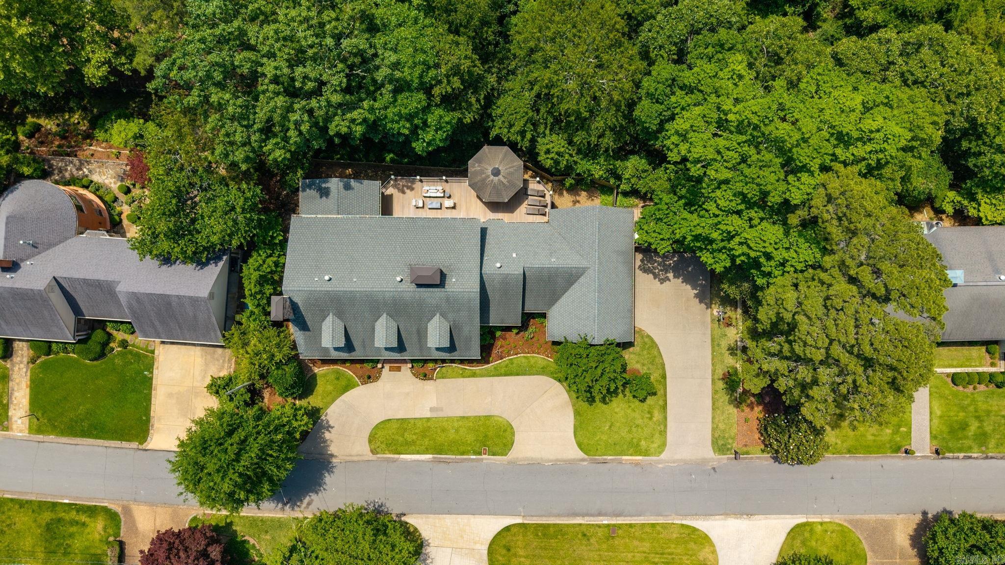 EAST PALISADES - Residential