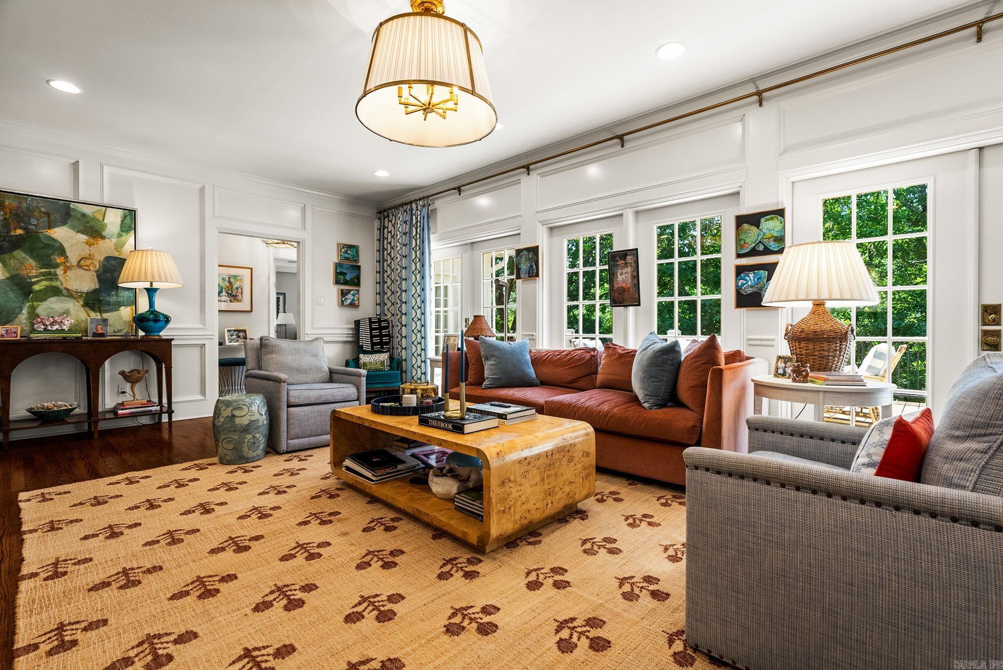 EAST PALISADES - Residential