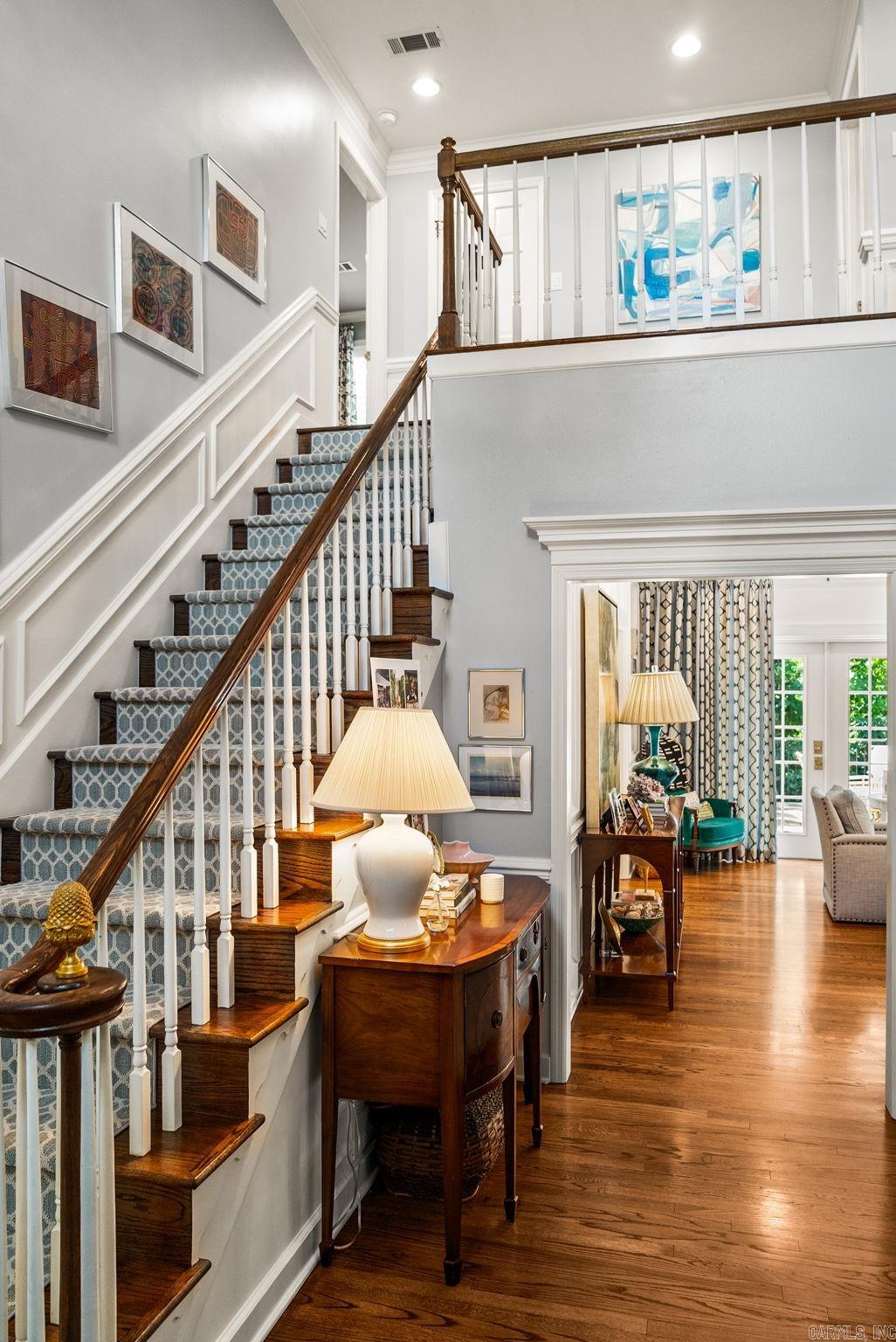 EAST PALISADES - Residential