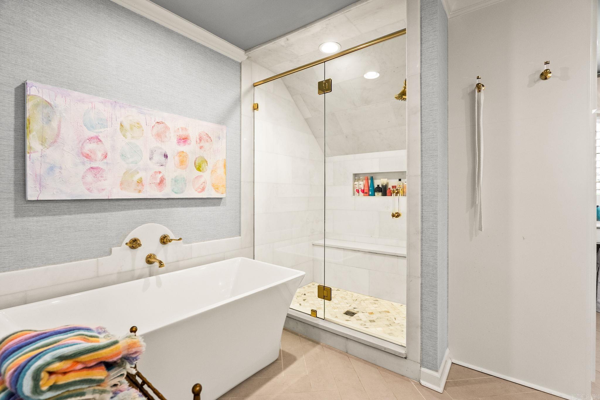 EAST PALISADES - Residential