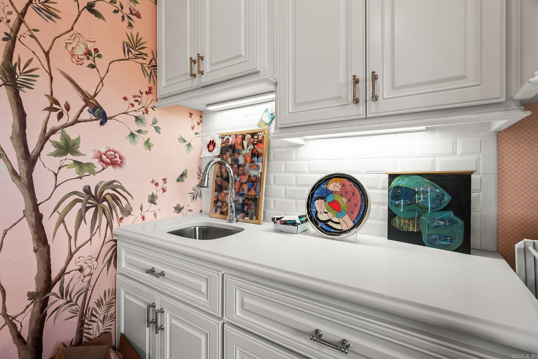 EAST PALISADES - Residential