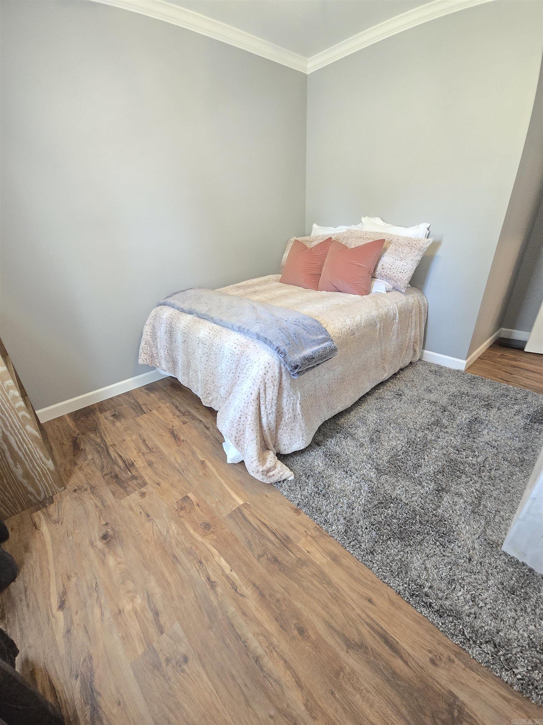 BRIDGES AND THOMPSON - Residential