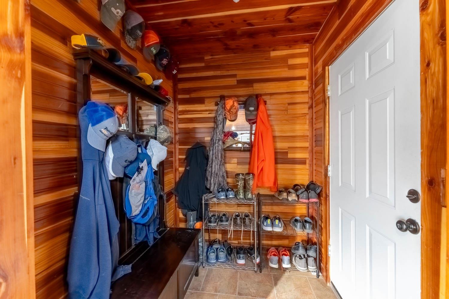 Metes & Bounds - Residential