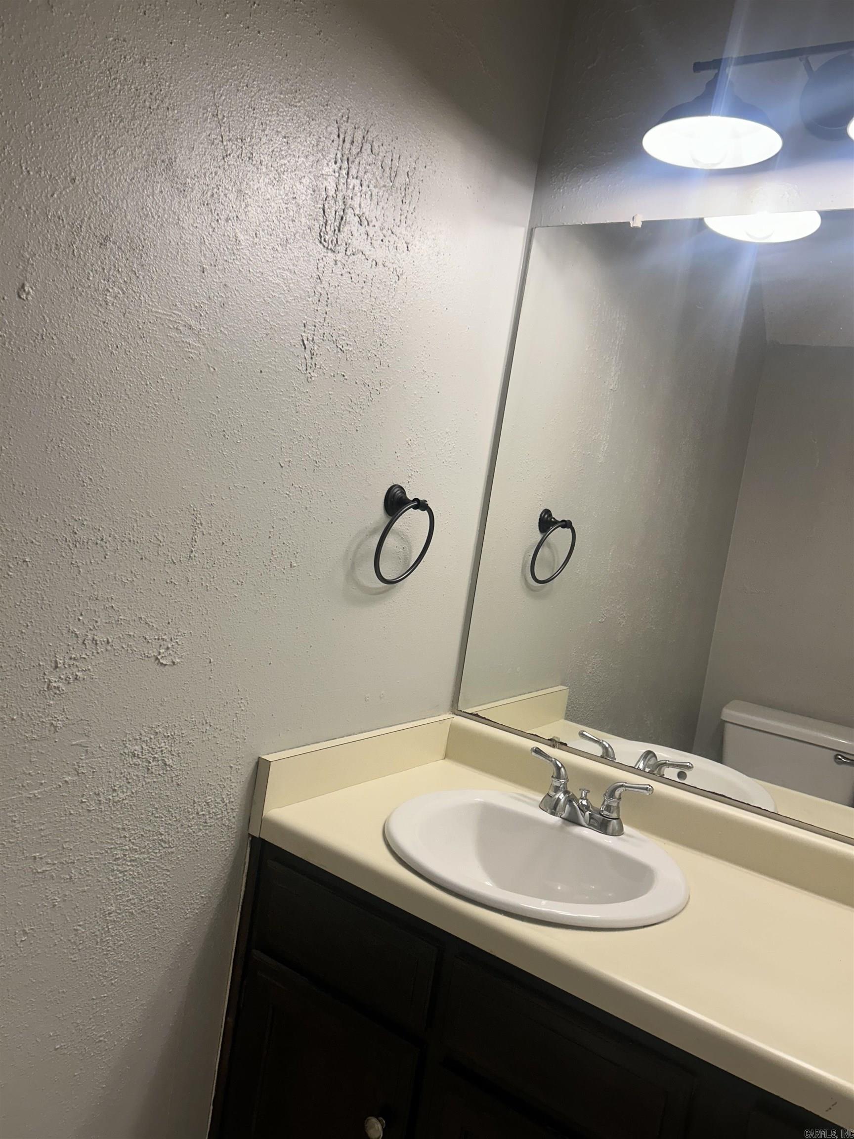 Oak Crest Manor Townhomes - Residential Lease