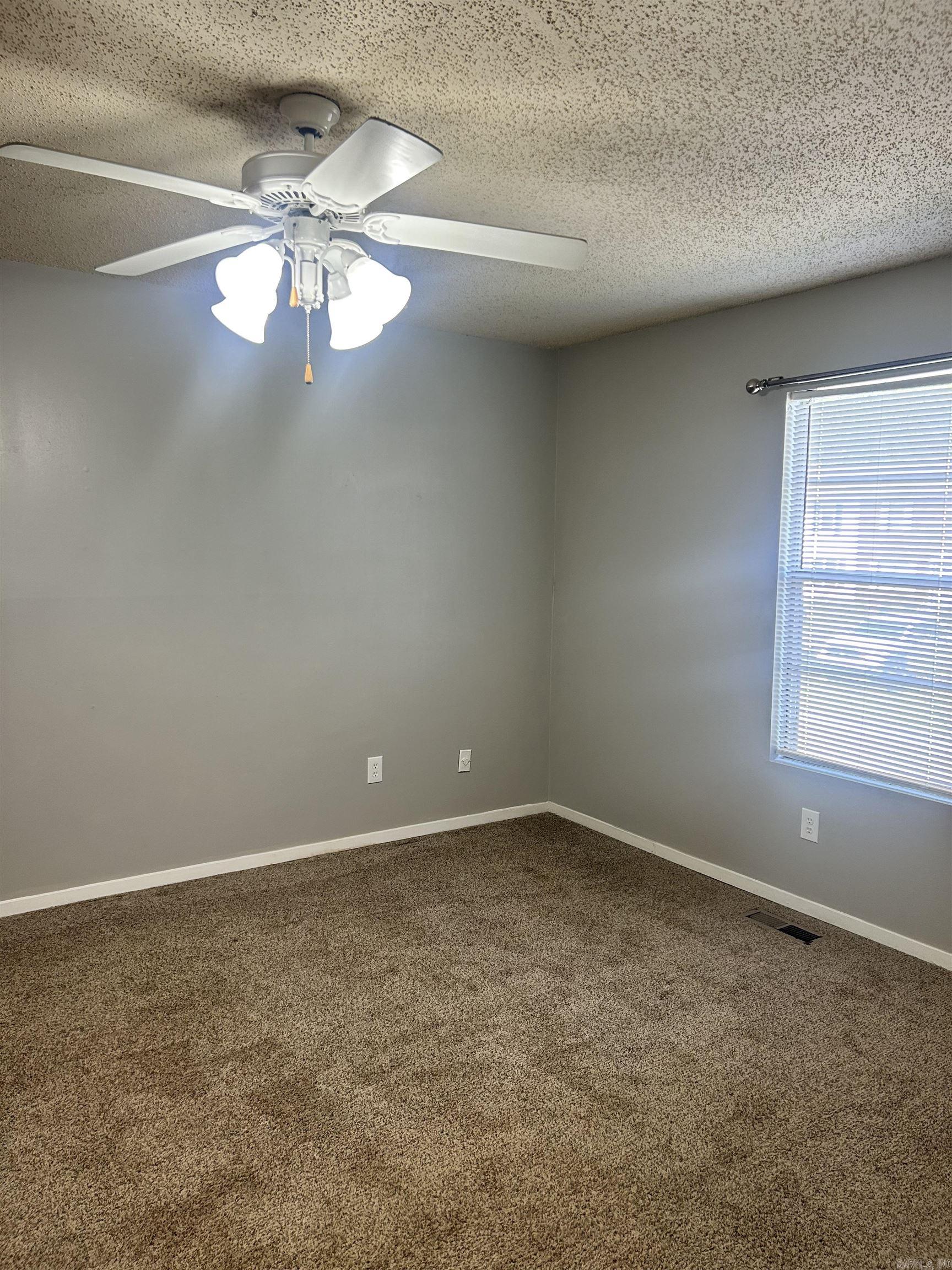 Oak Crest Manor Townhomes - Residential Lease