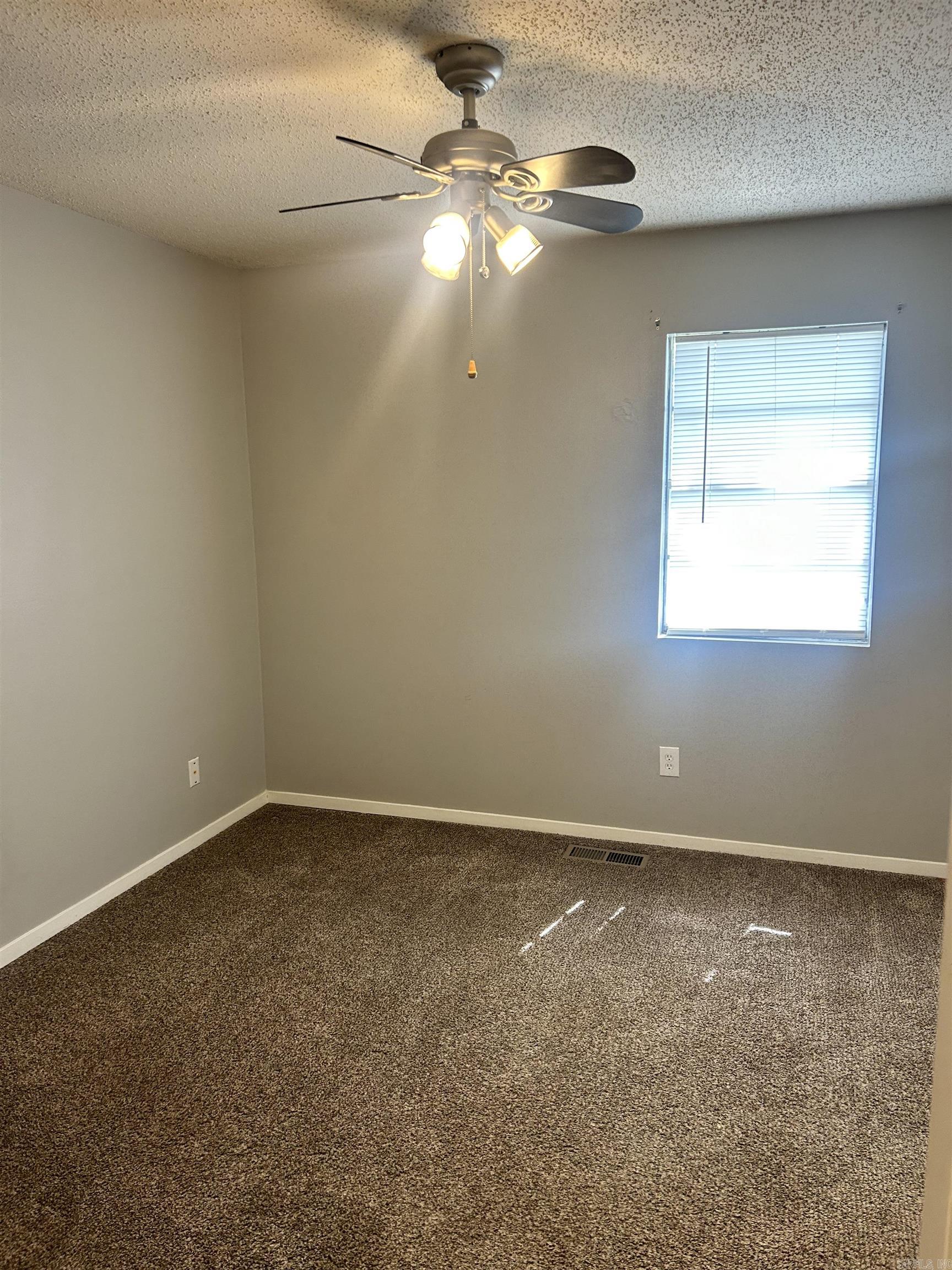 Oak Crest Manor Townhomes - Residential Lease