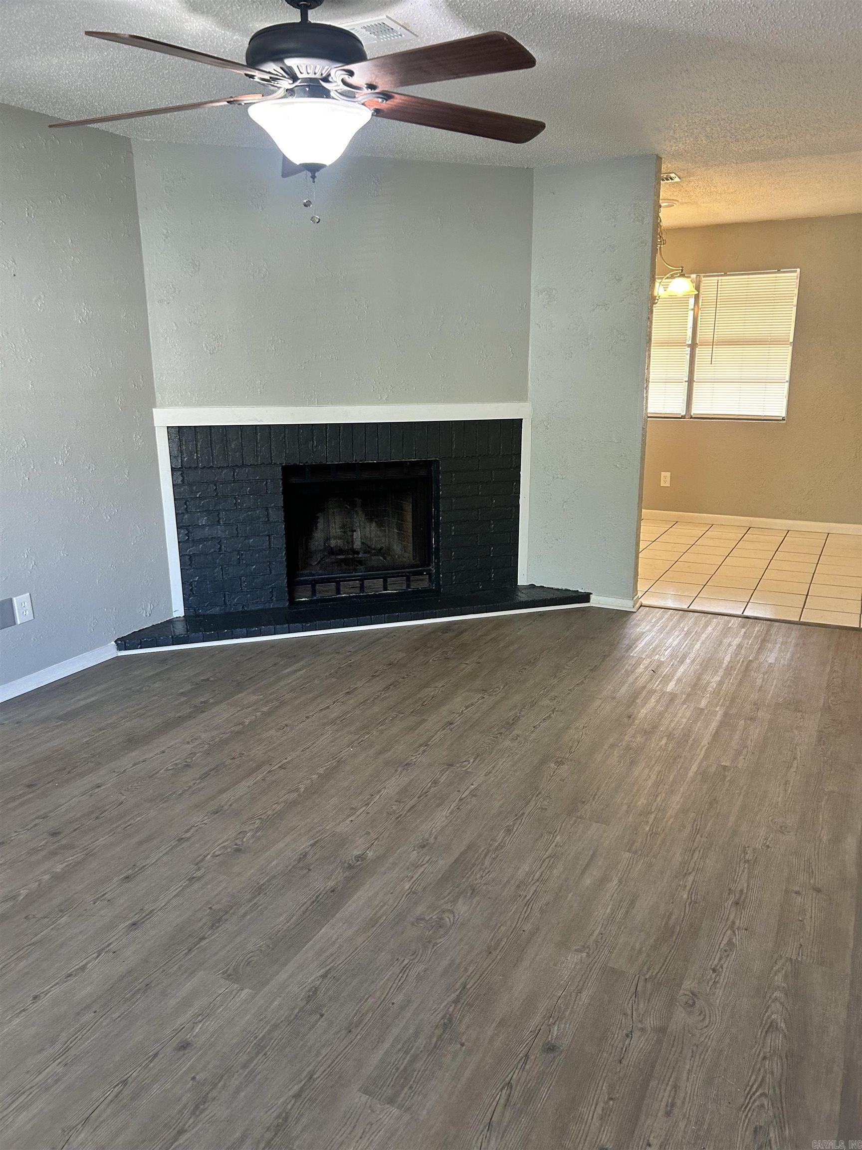 Oak Crest Manor Townhomes - Residential Lease