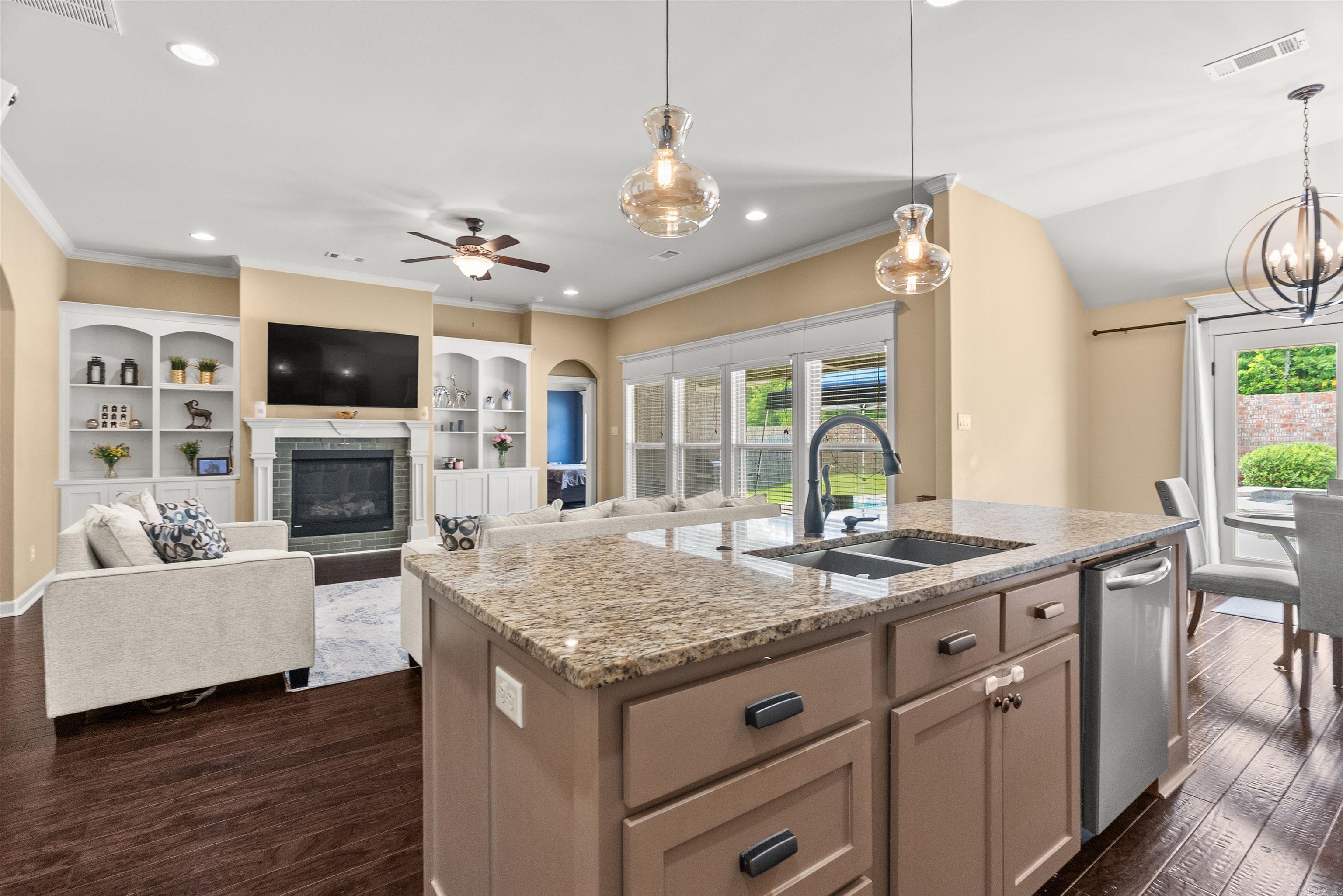 MILLERS GLENN - Residential